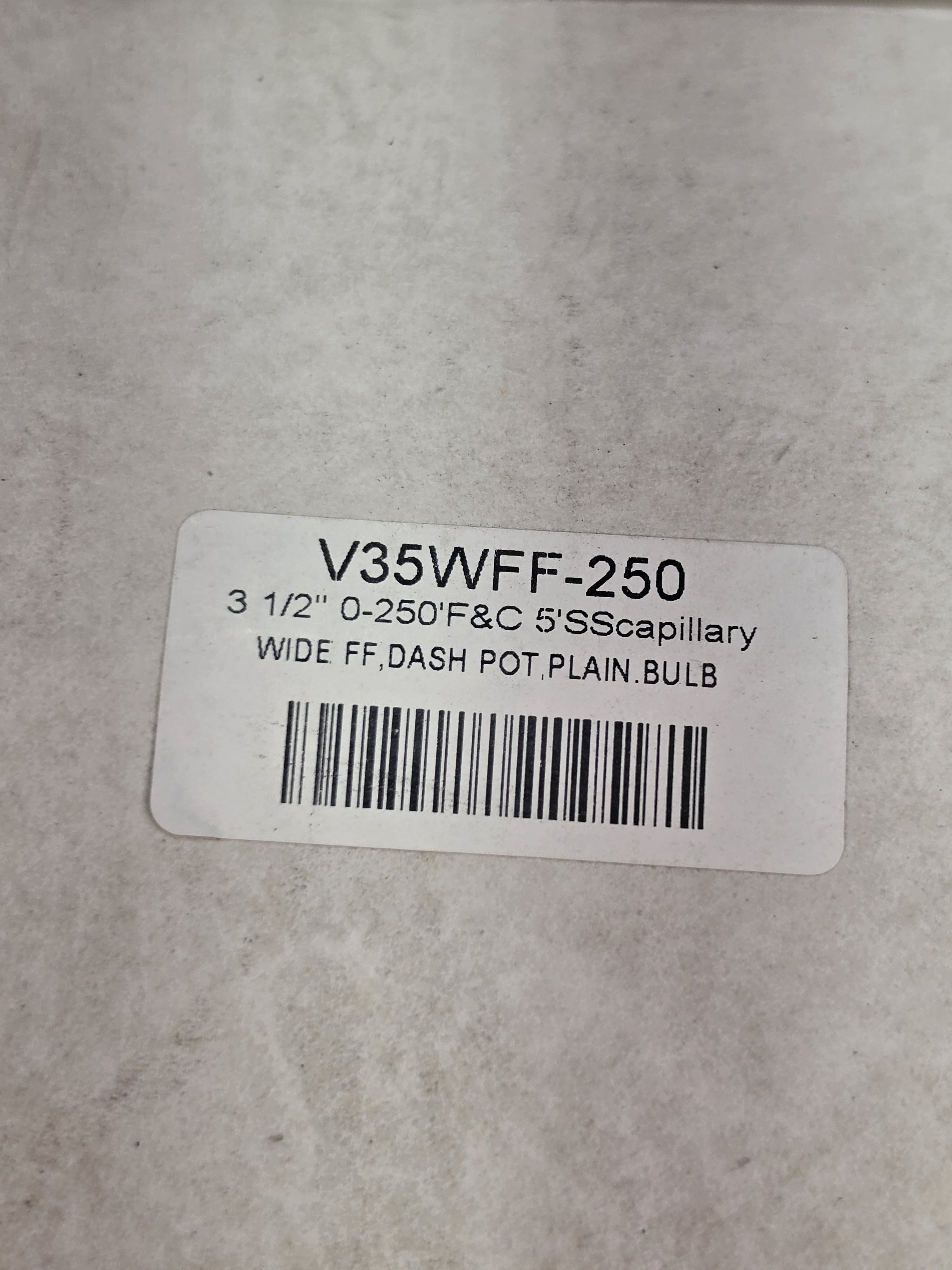 PIC Gauges V35WFF-250 Temperature Gauge 3.5" Dial 0-250°F/C 5' SS Capillary