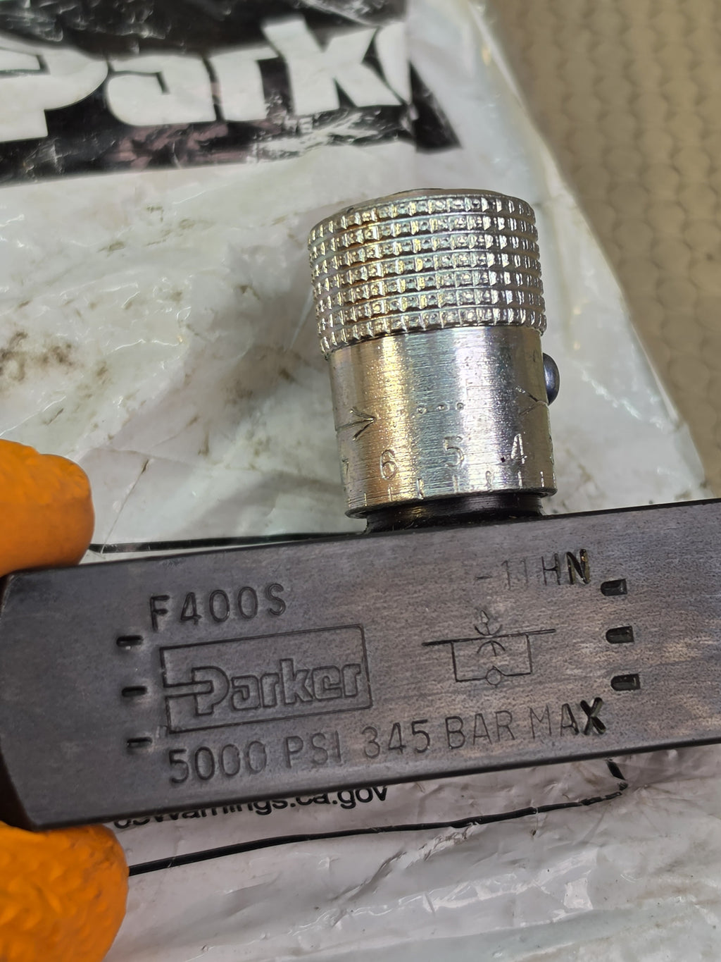 Parker F400S-11HN Hydraulic Flow Control Valve 5000 PSI 345 BAR