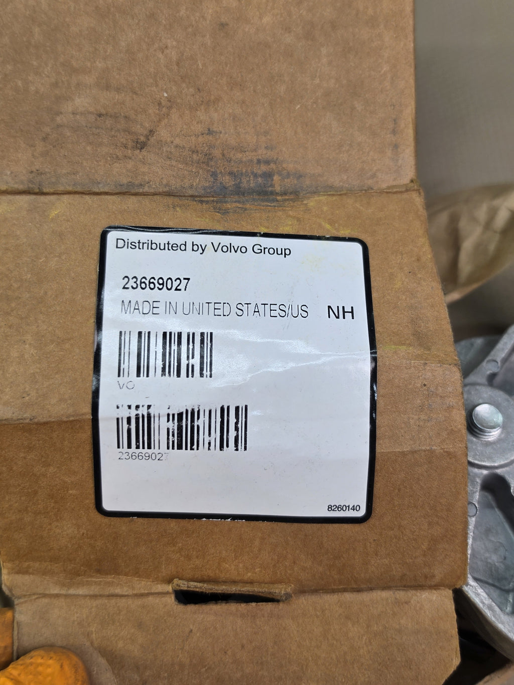 Volvo 23669027 Belt Tensioner D13 Engine Truck VNL OEM New