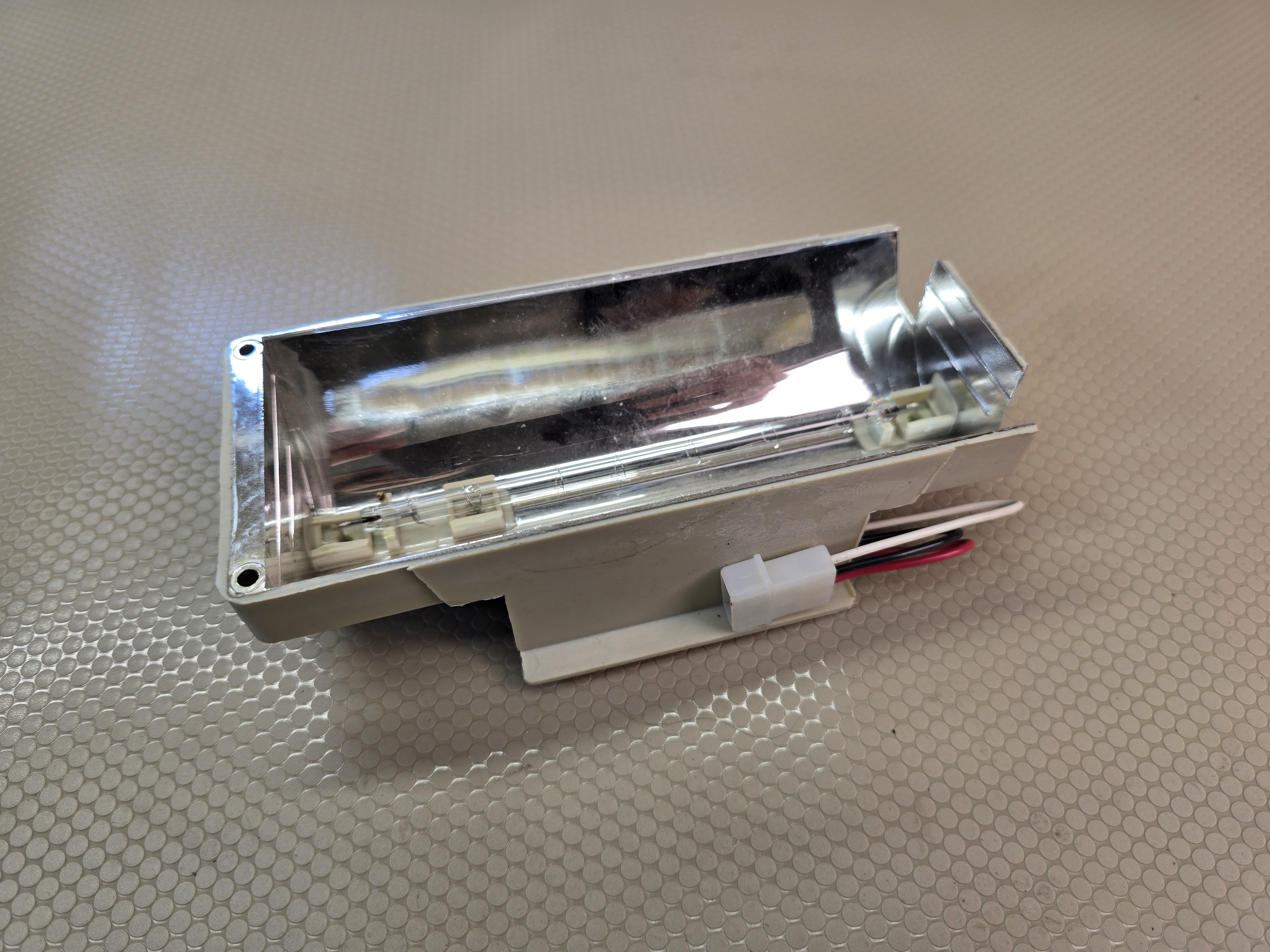 WHELEN 02-0362990-000 Edge Linear Reflector Light Assembly