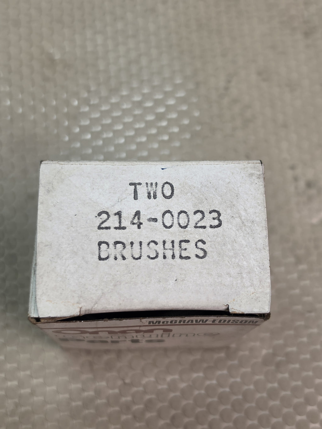 Onan 214-0023 Generator Brushes Set of 2 McGraw-Edison NOS Genuine Parts