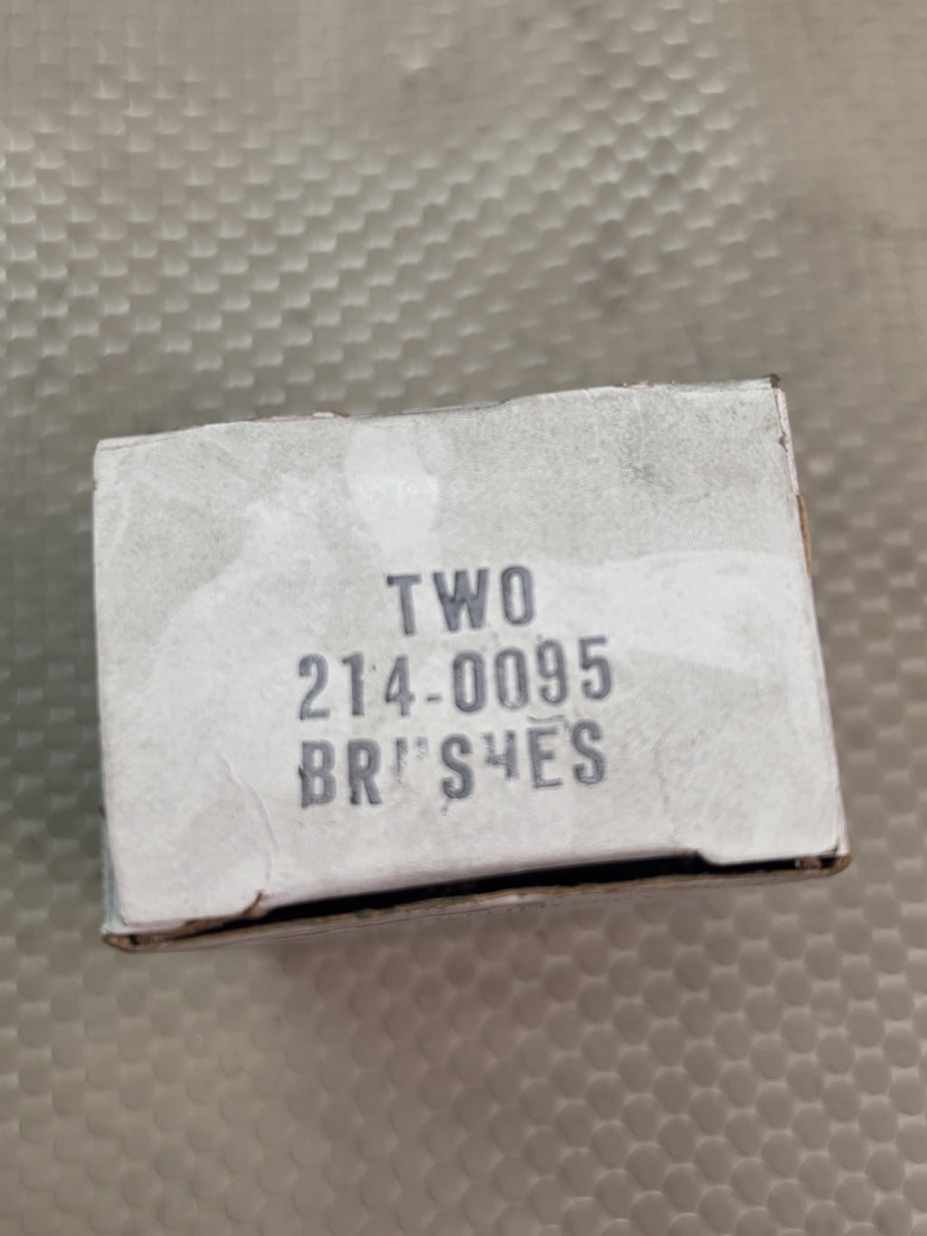 Onan 214-0095 Genuine Generator Motor Brushes Set of 2 NOS