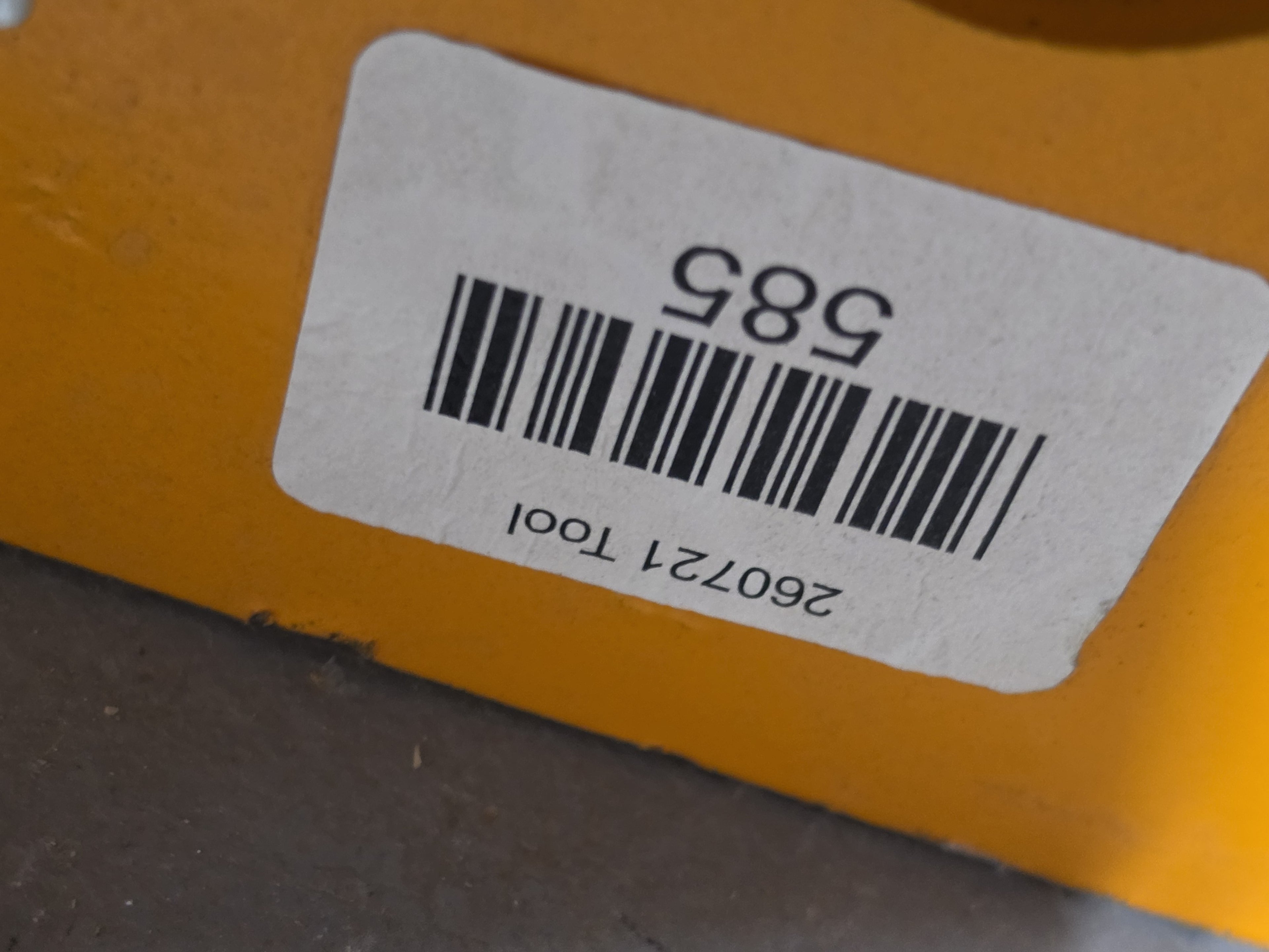 GIYI K302 Excavator Quick Hitch Coupler Fits CAT 302 35mm Pin 130mm Center 105mm
