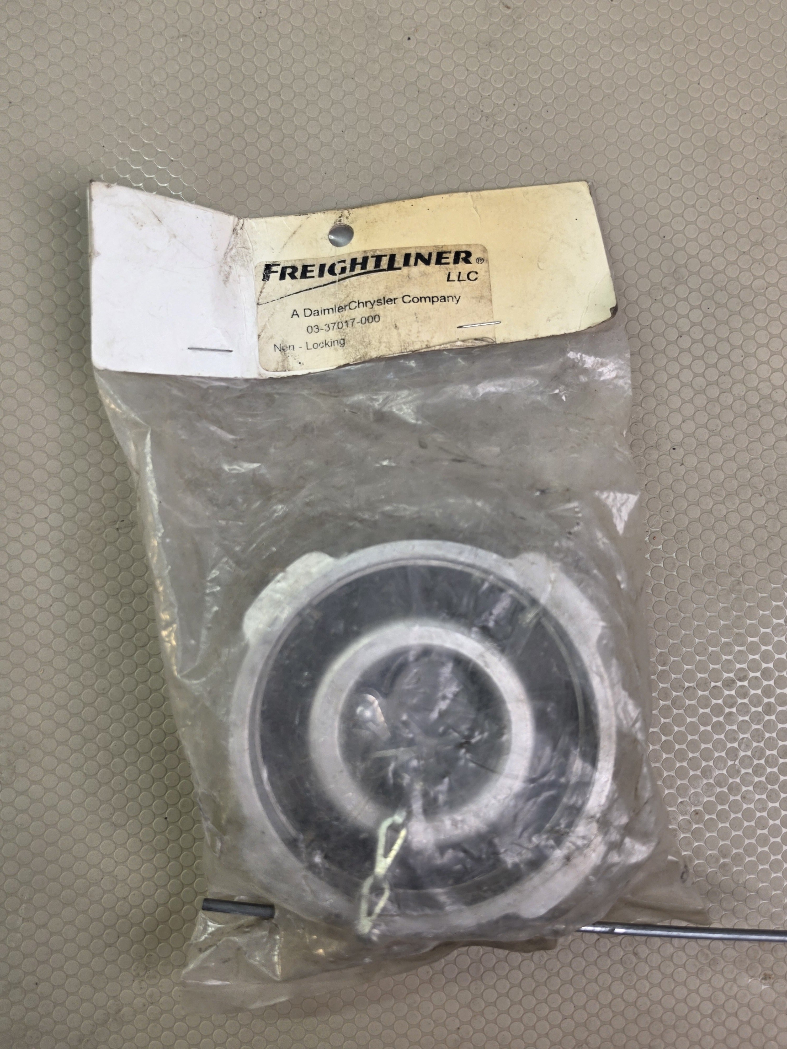 Genuine Freightliner Fuel Tank Cap 1/4 Push and Turn, Non-Locking 03-37017-000