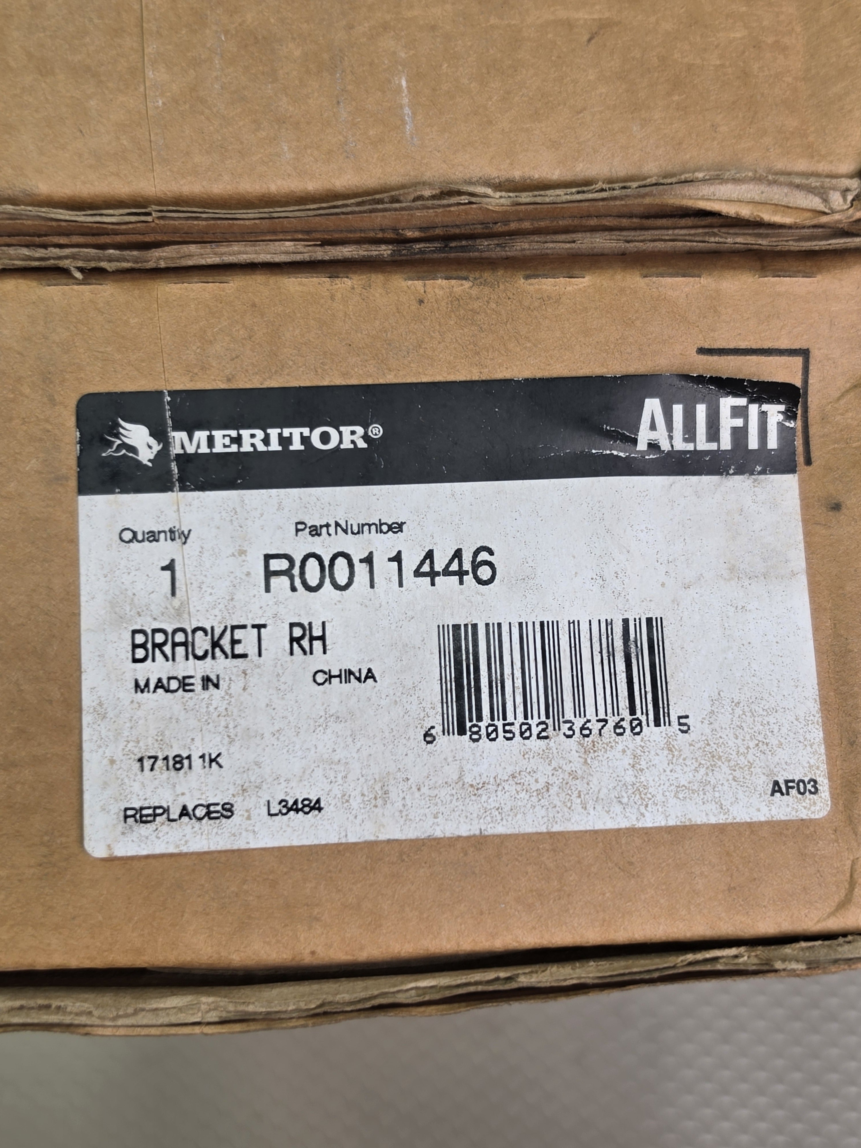 Meritor R0011446 AllFit RH Camshaft Air Brake Bracket Replaces L3484