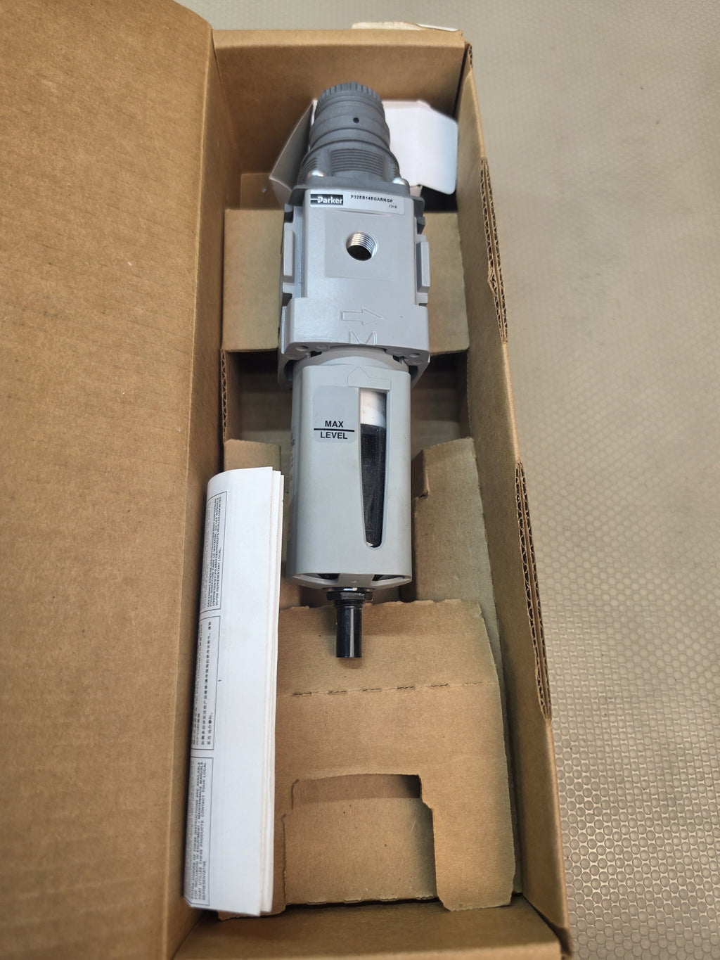 Parker P32EB14EGABNGP 1/2 BSPP P32 Air Filter Regulator 0-8 Bar - NEW
