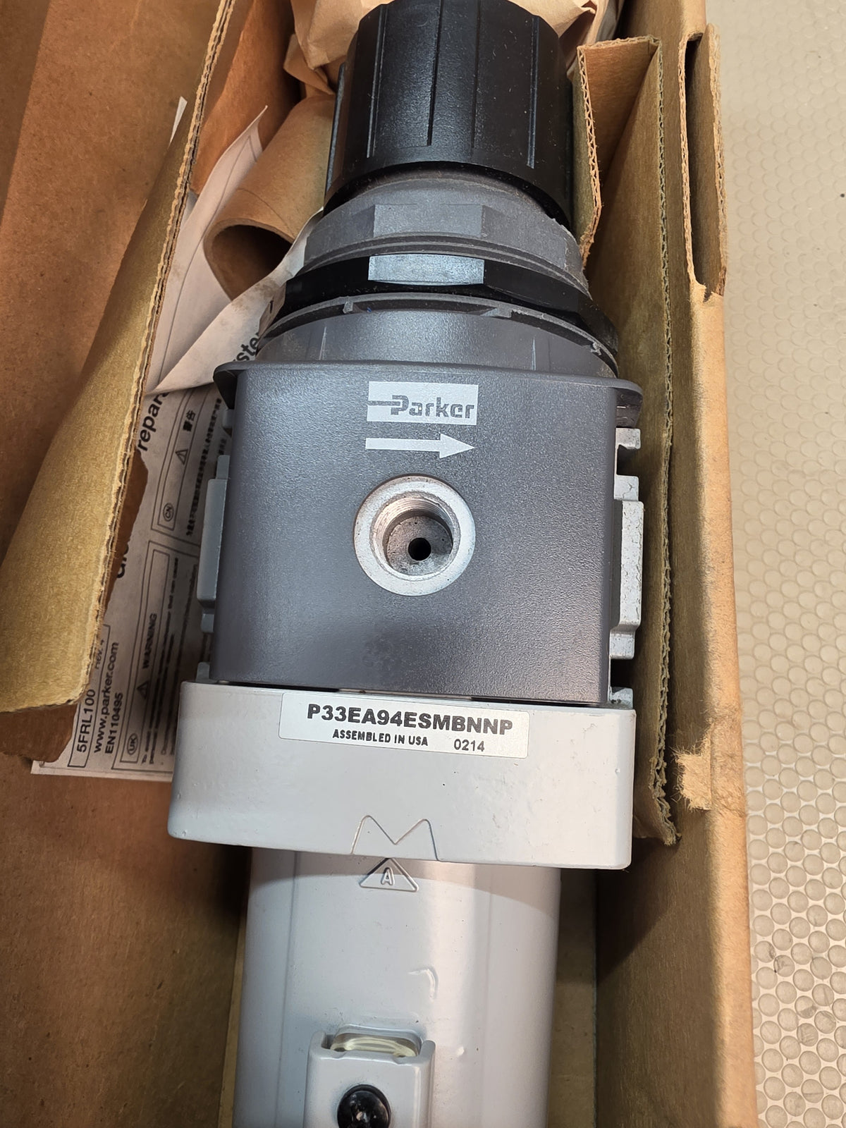 Parker P33EA94ESMBNNP Filter Regulator 1/2 NPT 0-125 PSI FRL - NEW