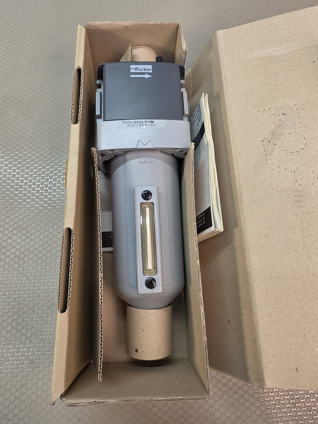 Parker P33LA94LSNN 1/2 NPT air line lubricator metal bowl sight gauge new