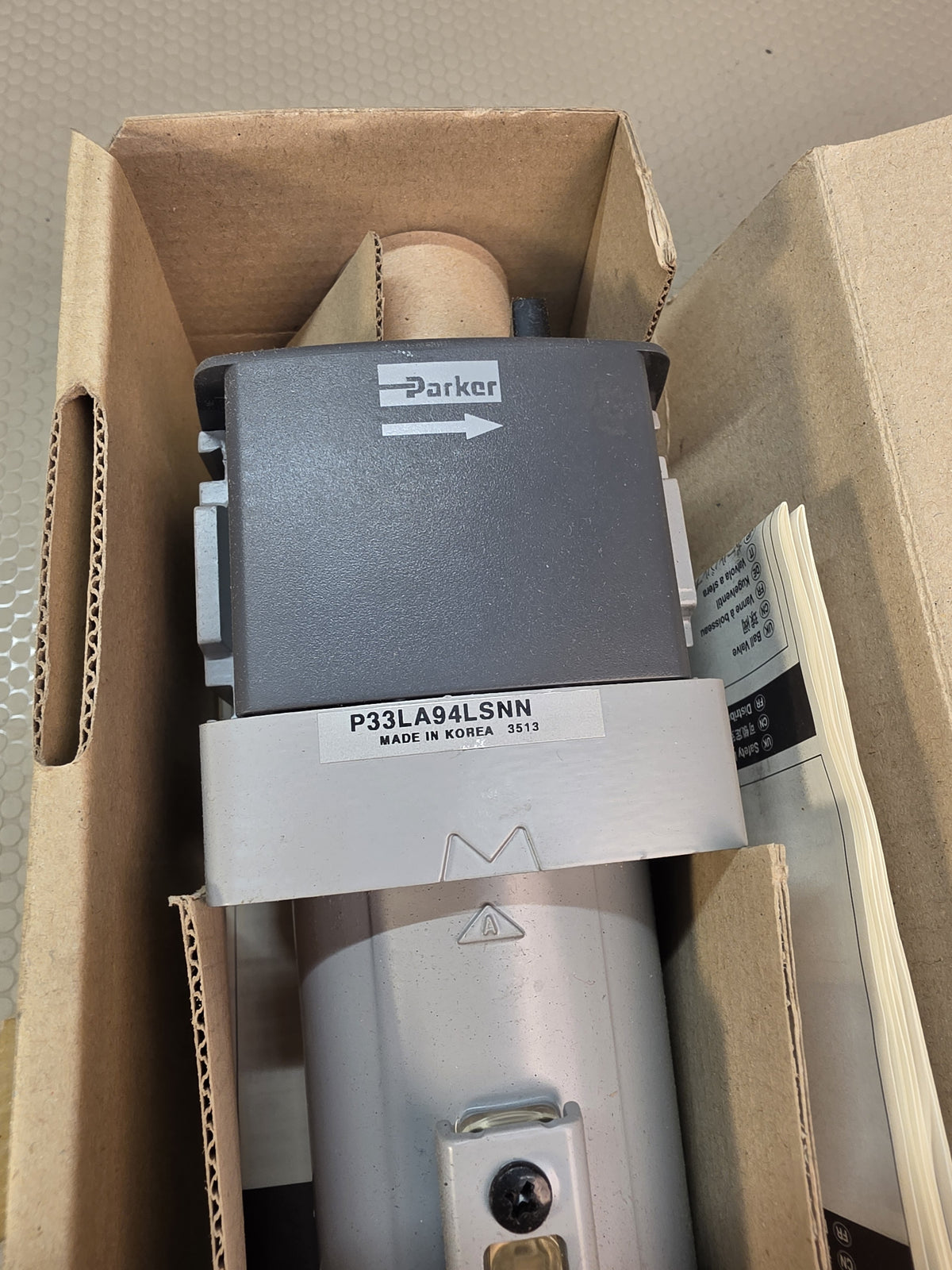 Parker P33LA94LSNN 1/2 NPT air line lubricator metal bowl sight gauge new