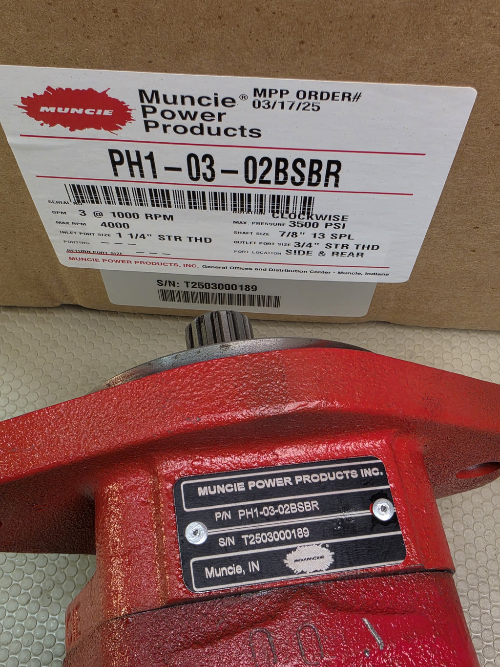 Muncie PH1-03-02BSBR Hydraulic Gear Pump 3 GPM 3500 PSI 7/8 13T - NEW