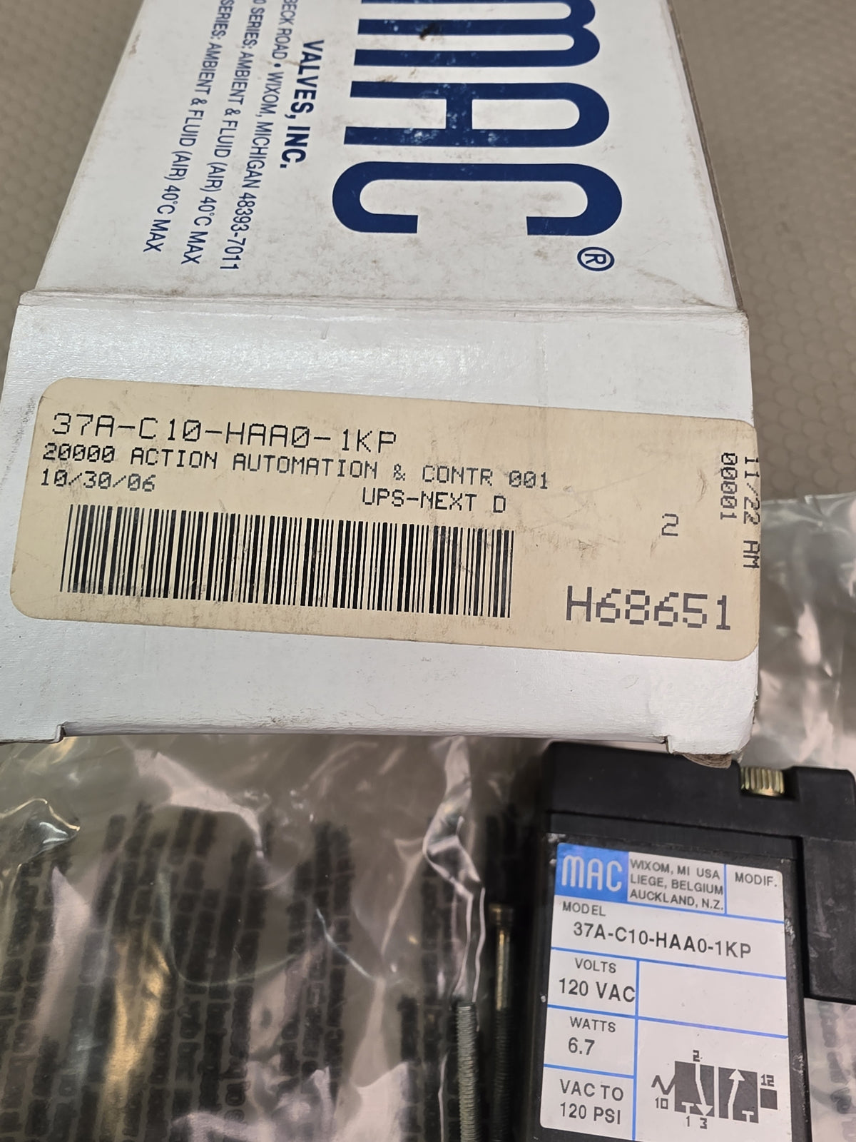 MAC 37A-C10-HAA0-1KP 3-Way Solenoid Valve 120VAC 6.7W 120 PSI - NEW