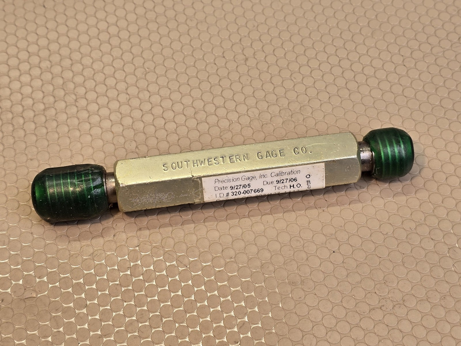 Southwestern Gage 5/8-11UNC-2B Thread Plug Gage GO .5660 NO GO .5732