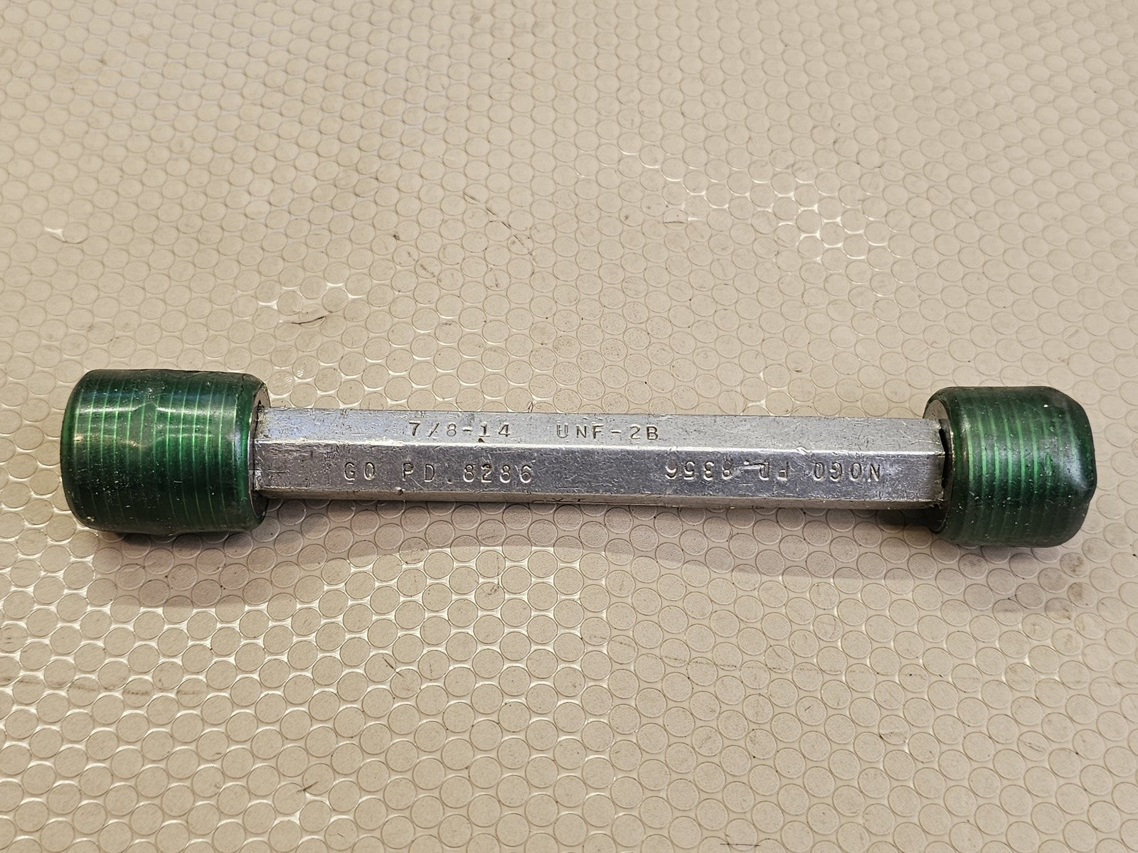7/8-14 UNF-2B Thread Plug Gauge GO PD .8286 NO GO PD .8356