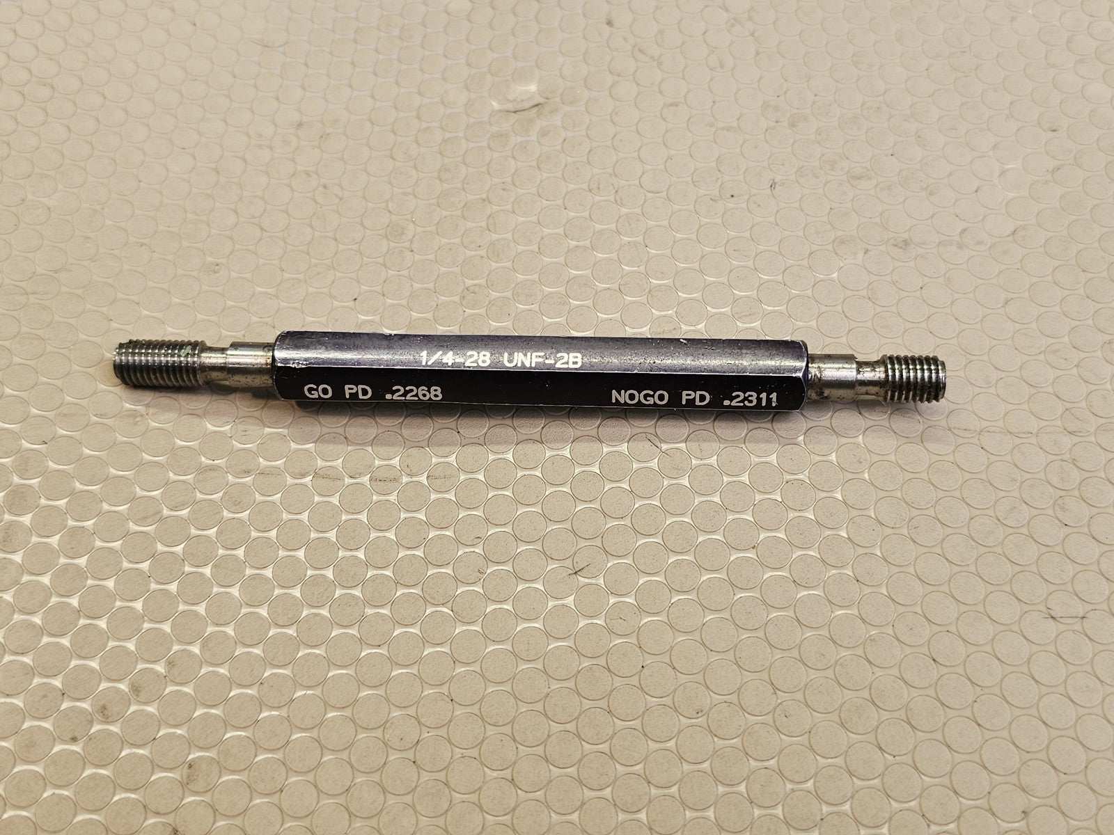 1/4-28 UNF-2B Thread Plug Gauge GO PD .2268 NOGO PD .2311