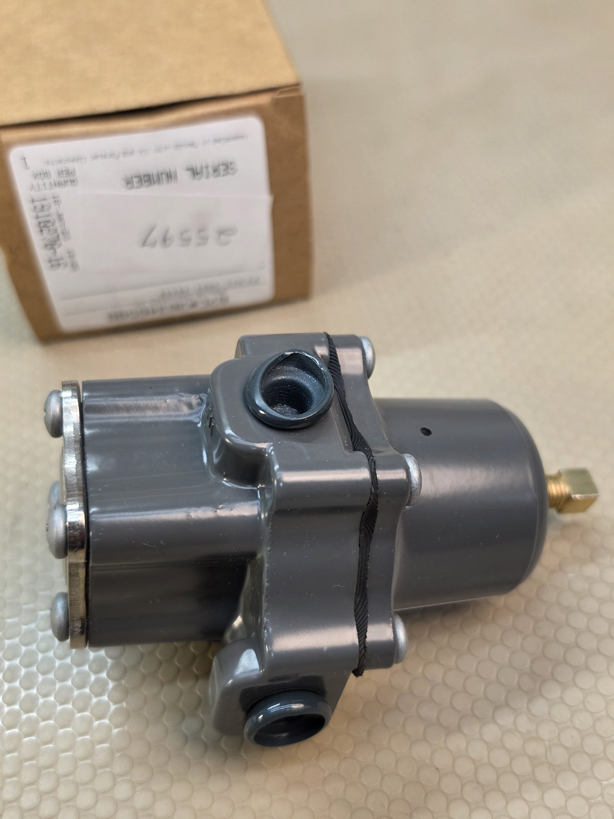 Fisher 67CR 67C*36346508 Pressure Regulator 0-35 PSI 250 PSI - NEW