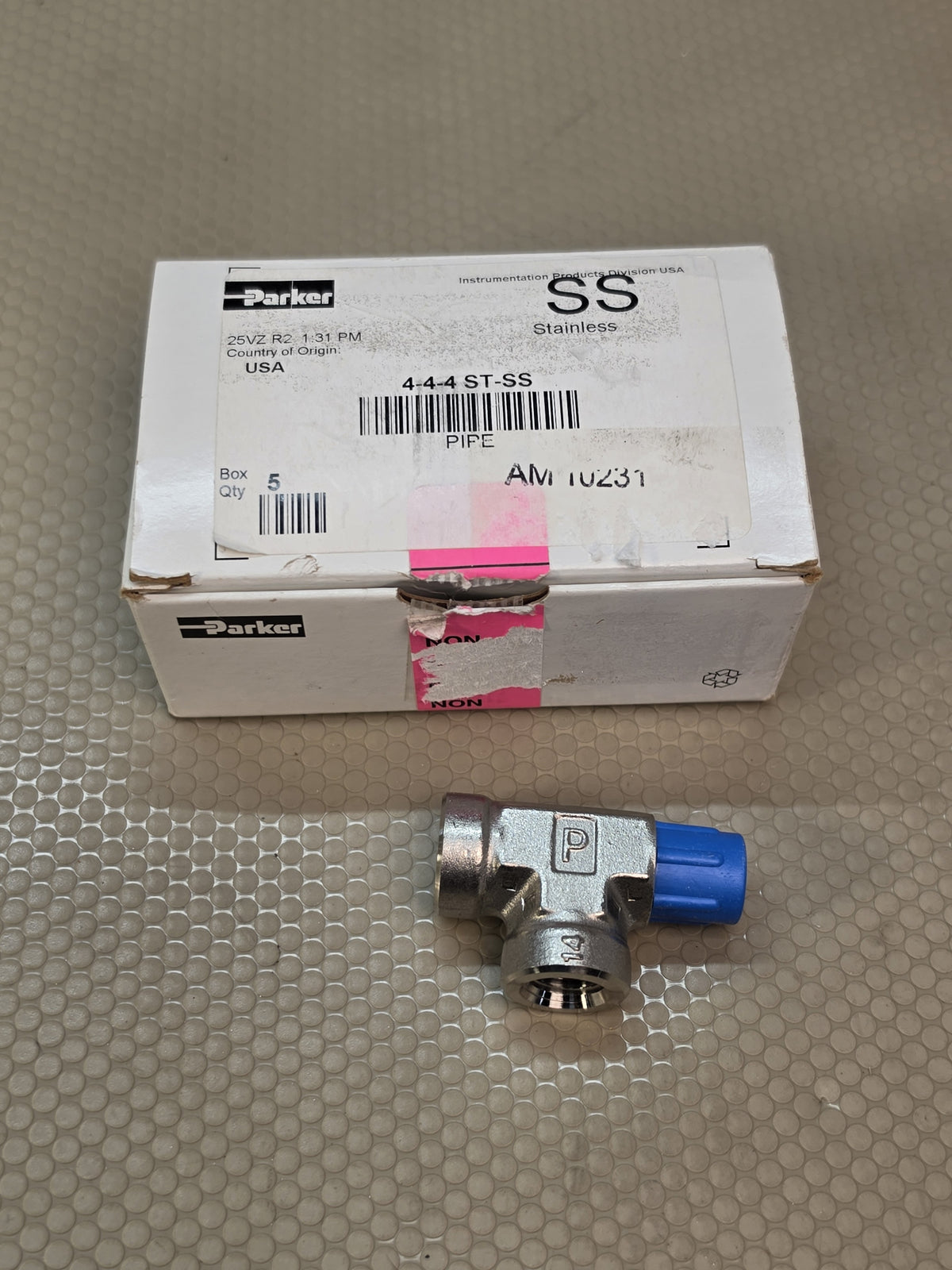 Parker 4-4-4 ST-SS 1/4 in 316 SS NPT Street Tee Pipe Fitting - NEW