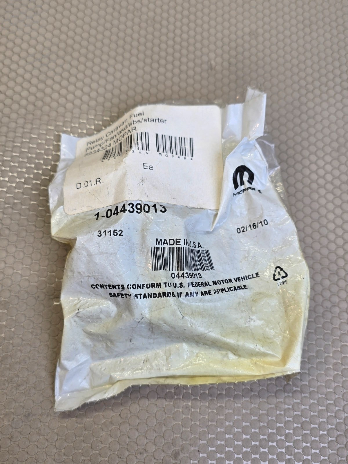 Mopar 04439013 Multi-Purpose Electrical Relay Fuel Pump Fan A/C Starter NOS