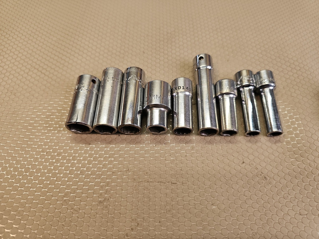 Mac Tools 19 Piece 3/8'' Drive 6 Point Metric Chrome Socket Set Mixed