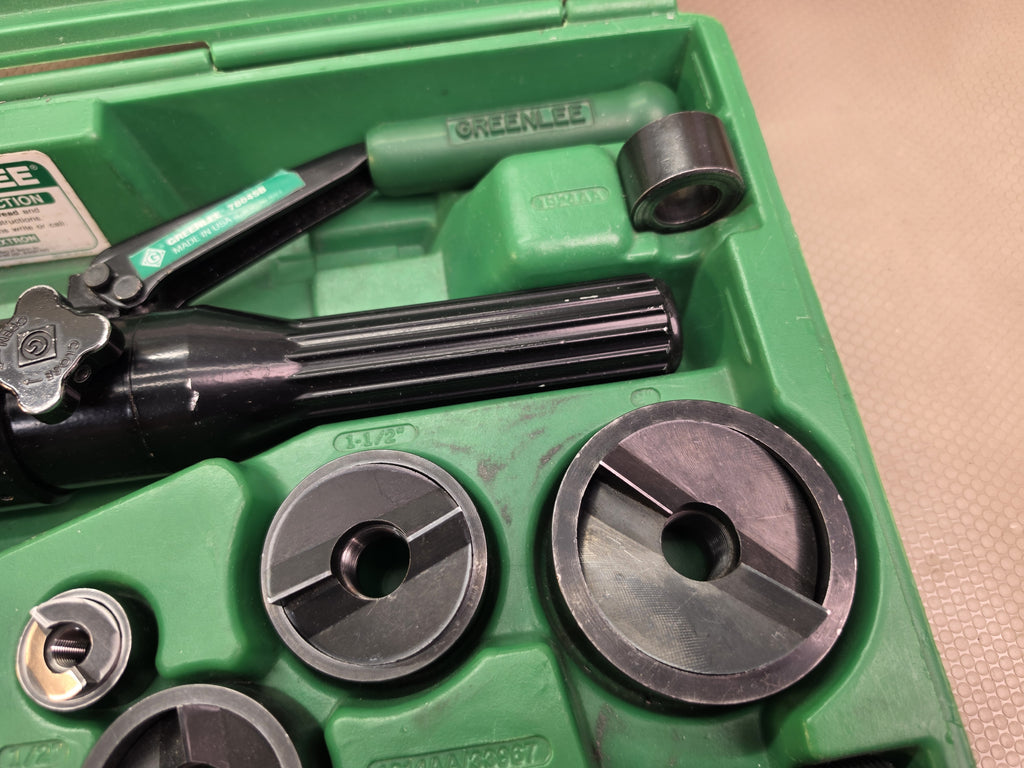 Greenlee 7806SB Quick Draw 8-Ton Hydraulic Knockout Set 1/2-2 Slug-Buster