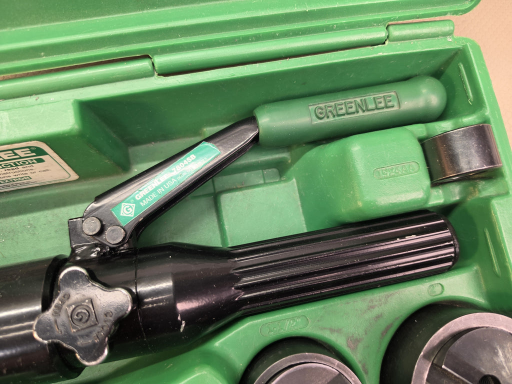 Greenlee 7806SB Quick Draw 8-Ton Hydraulic Knockout Set 1/2-2 Slug-Buster