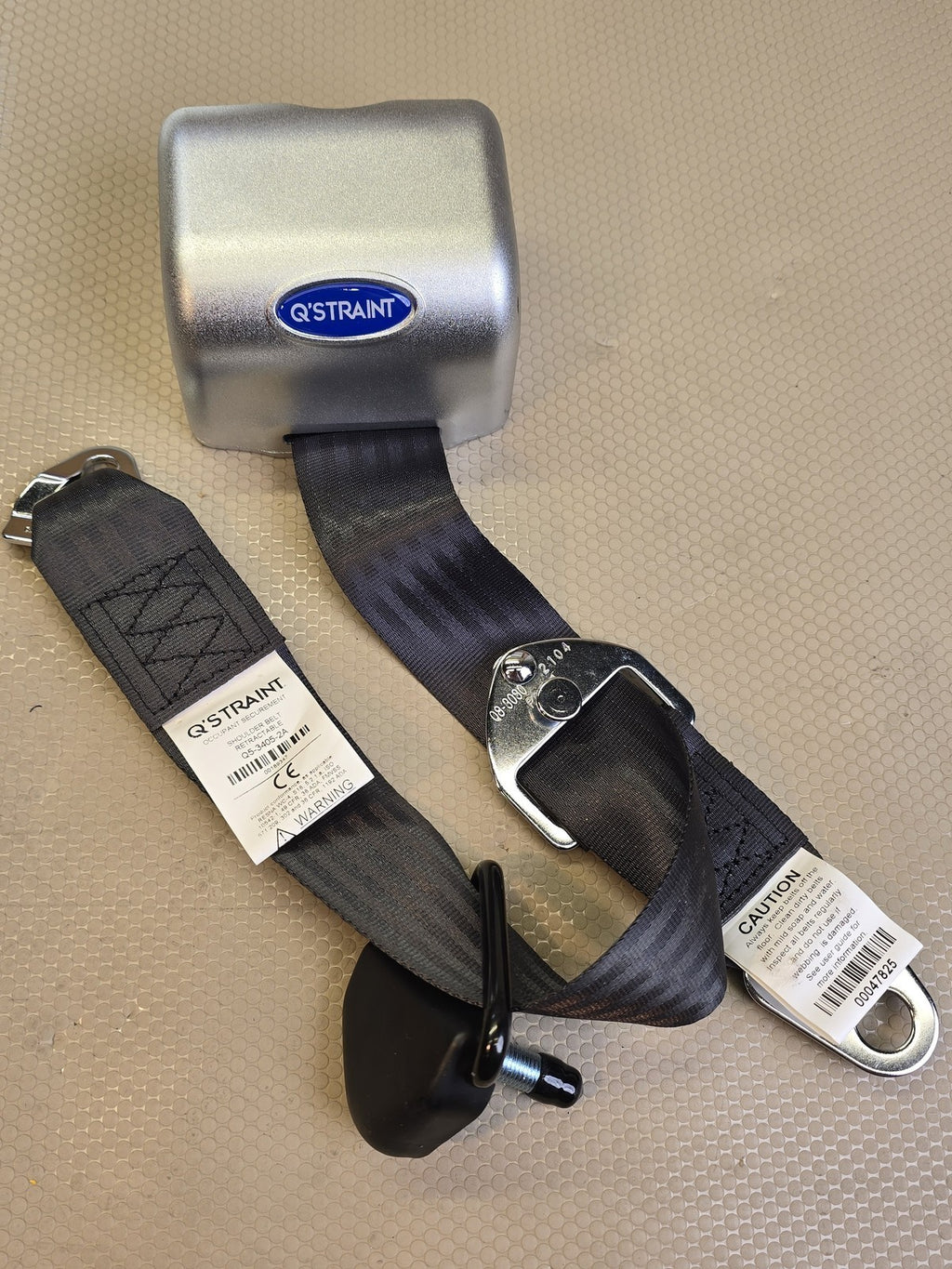 Q'STRAINT QRT-Q-5000 & M Series QS-3405-2A Retractable Shoulder Belt & Q8-3030-A