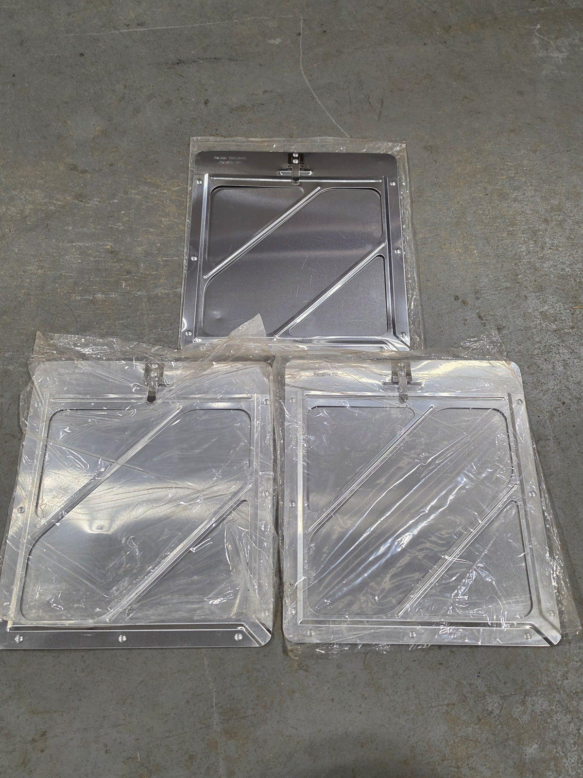 Pelican Worldwide PH-100 Aluminum Hazmat Placard  Truck and Trailer Plate Tray (Lot of 3)