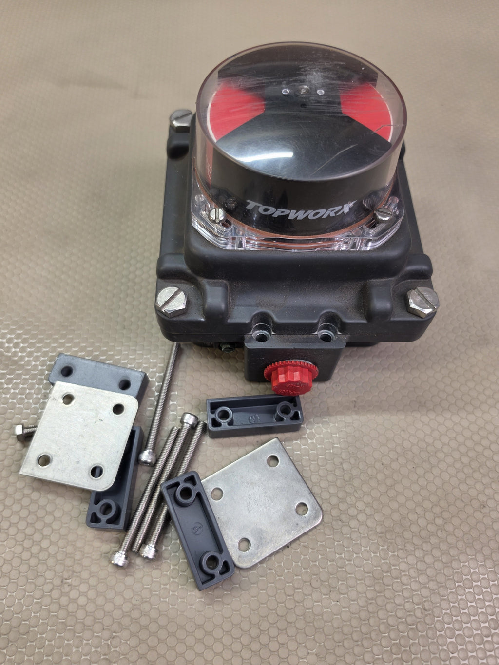 TopWorx TXP-M2GGNPM Valve Position Monitor Limit Switch Box w/ Mounting Kit