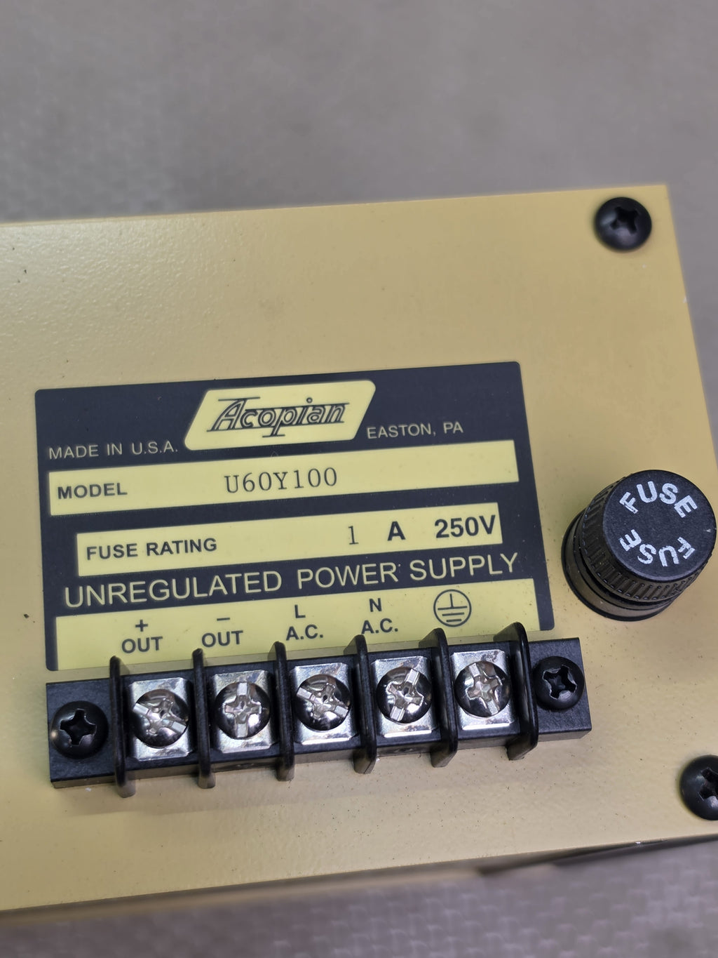 Acopian U60Y100 Unregulated DC Power Supply 60V 1A Gold Box - NEW