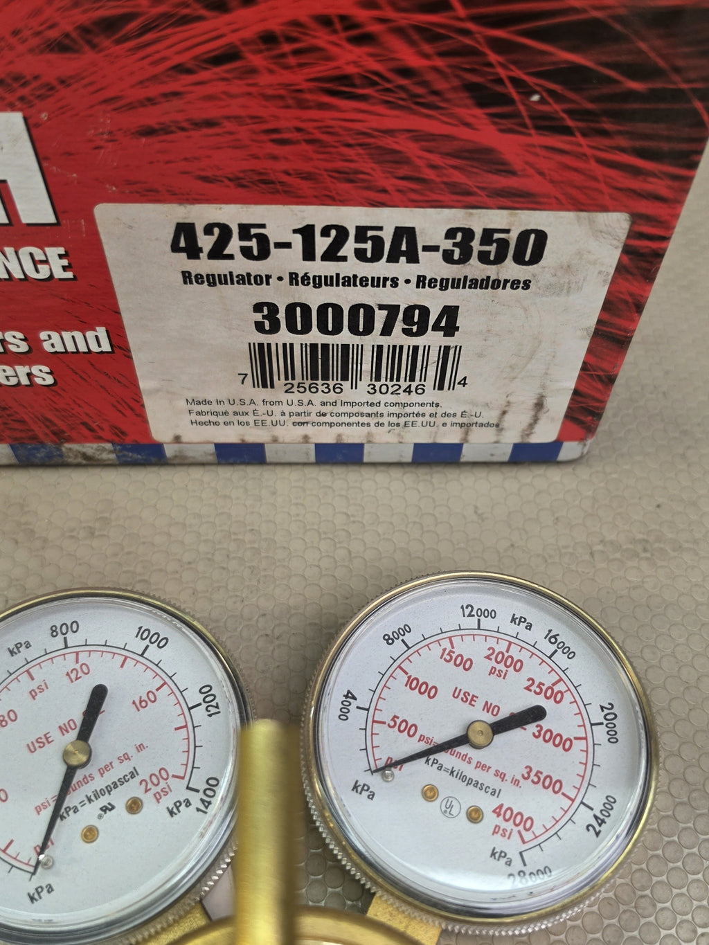 Harris 425-125A-350 3000794 Hydrogen Methane Single Stage Regulator CGA-350 New