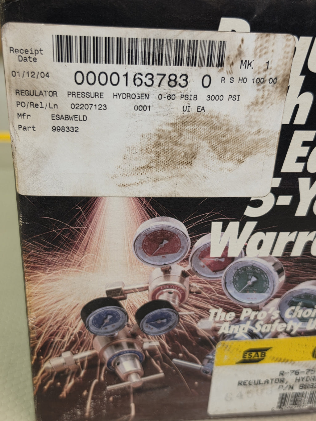 ESAB OXWELD 998332 R-76-75-350 Hydrogen/Methane Regulator 0-60 PSIB - NEW