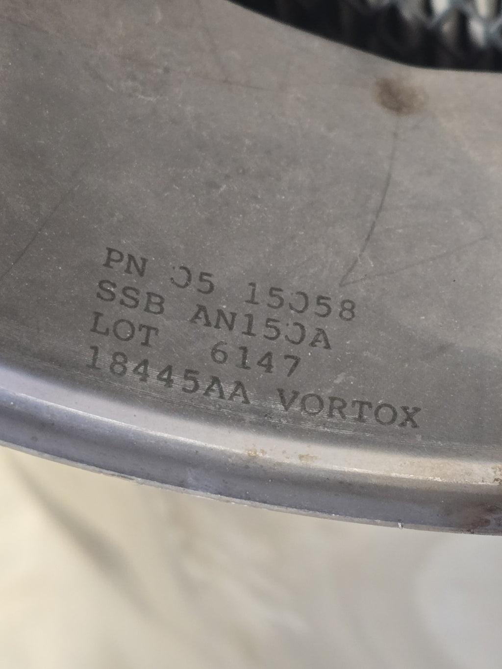 PETERBILT Genuine Vortex 05-15058 AIR CLEANER 15 Inch CHROME