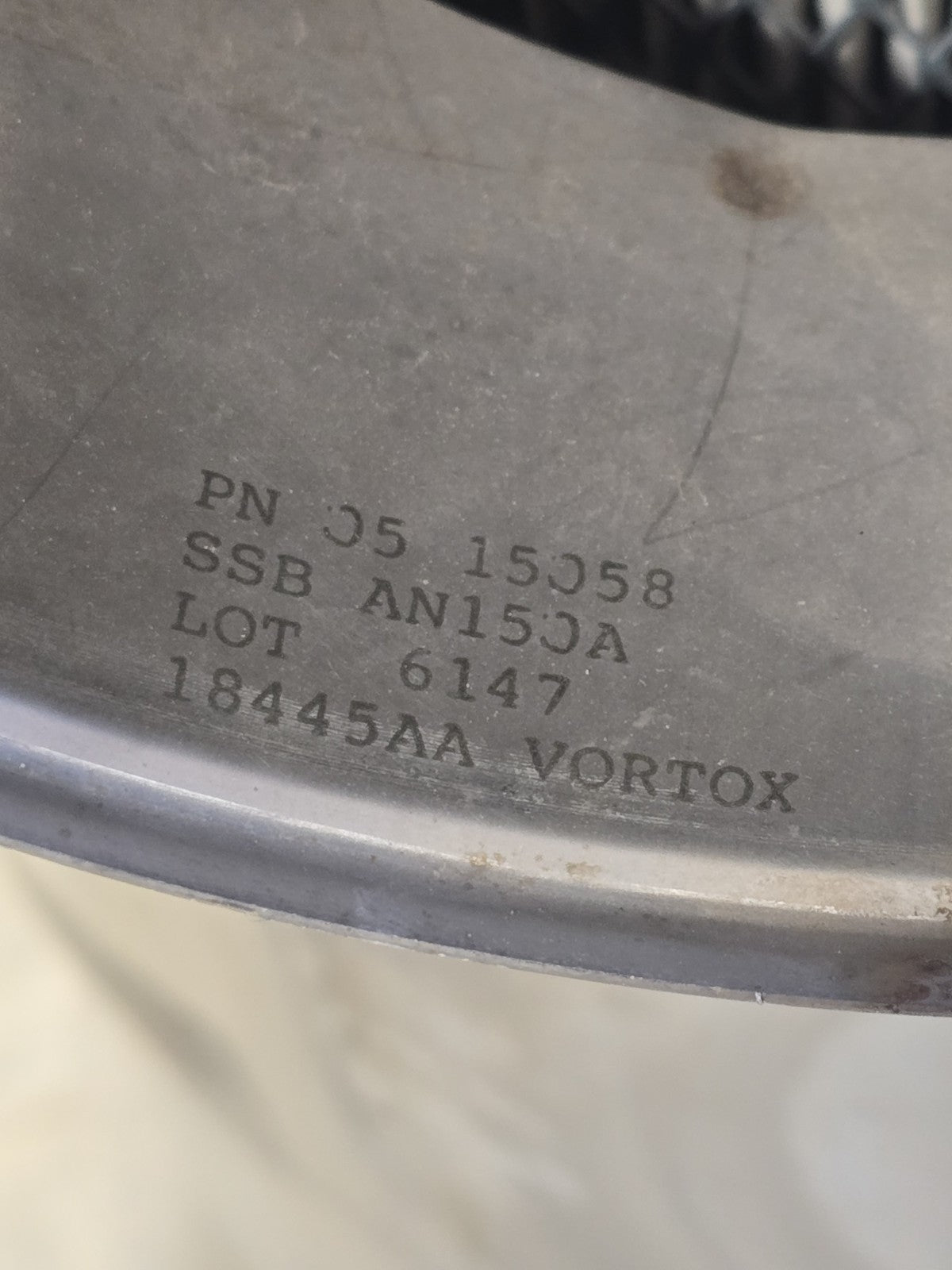 PETERBILT Genuine Vortex 05-15058 AIR CLEANER 15 Inch CHROME