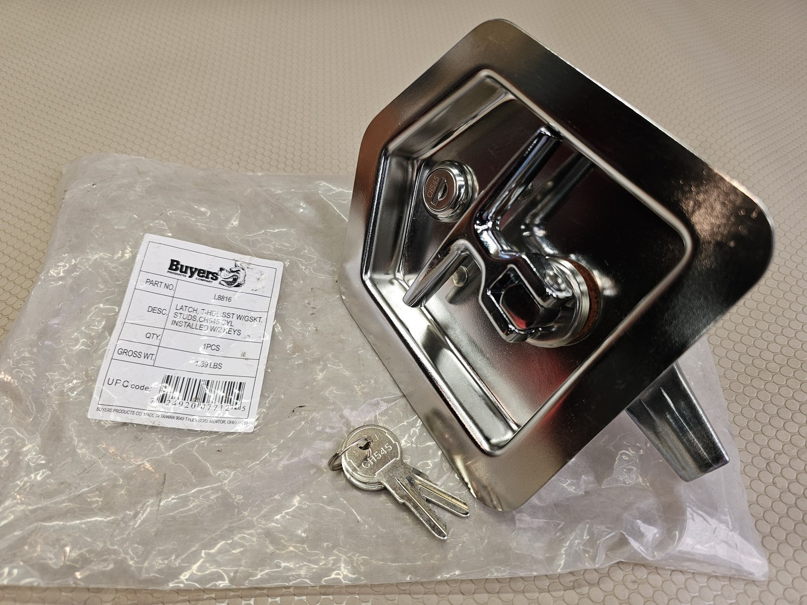 Buyers Products L8816 T-Handle Latch Stainless Steel CH545 Cylinder W/Gasket 2 K