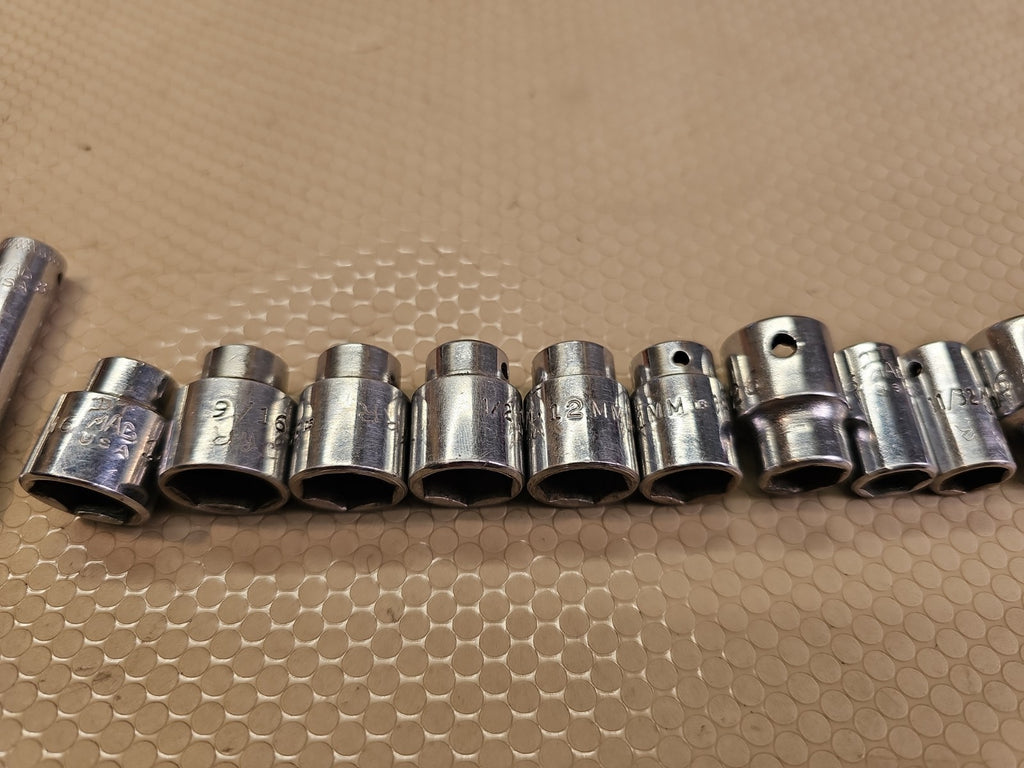 Mac Tools 24pc MD6 Mixed Socket Set 1/4" Sae & Metric Chrome Sockets