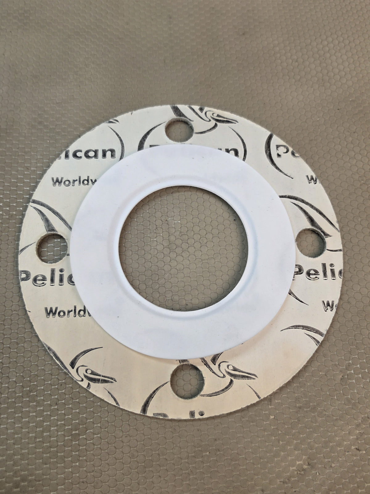 Pelican Worldwide GSK-3X150TF-NA 3" 150# PTFE Envelope Flange Gasket