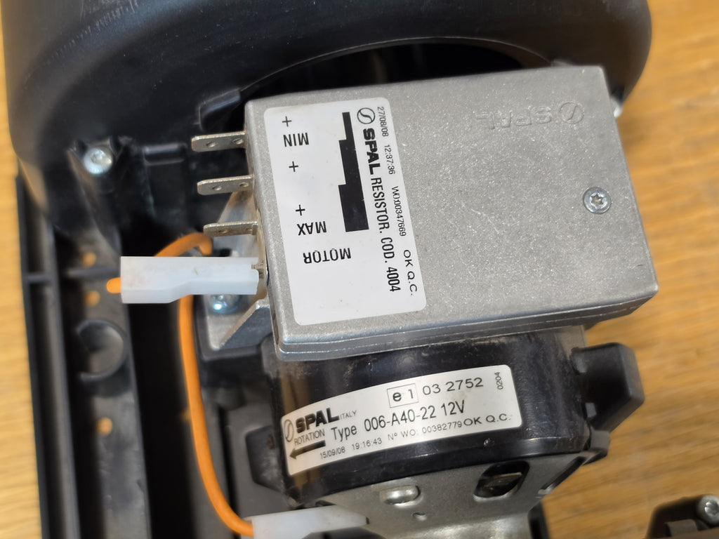 SPAL 006-A40-22 12V Dual Squirrel Cage Blower Fan Motor Assembly w/ Resistor 400