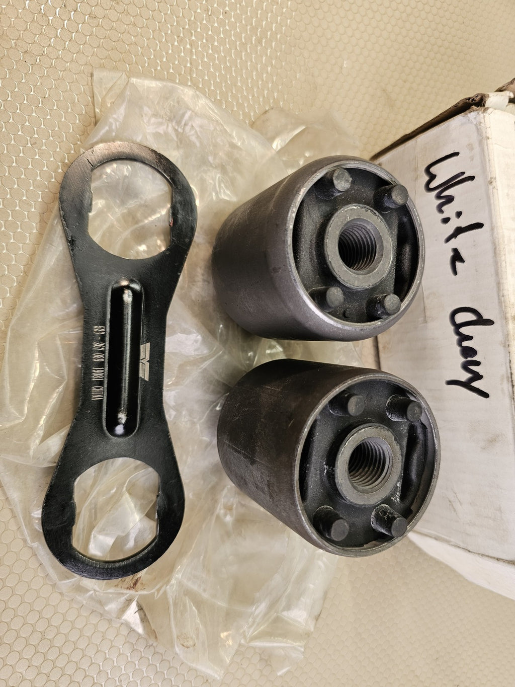 Dorman 523-267 Rack & Pinion Mount Bushing Kit for GM Trucks New