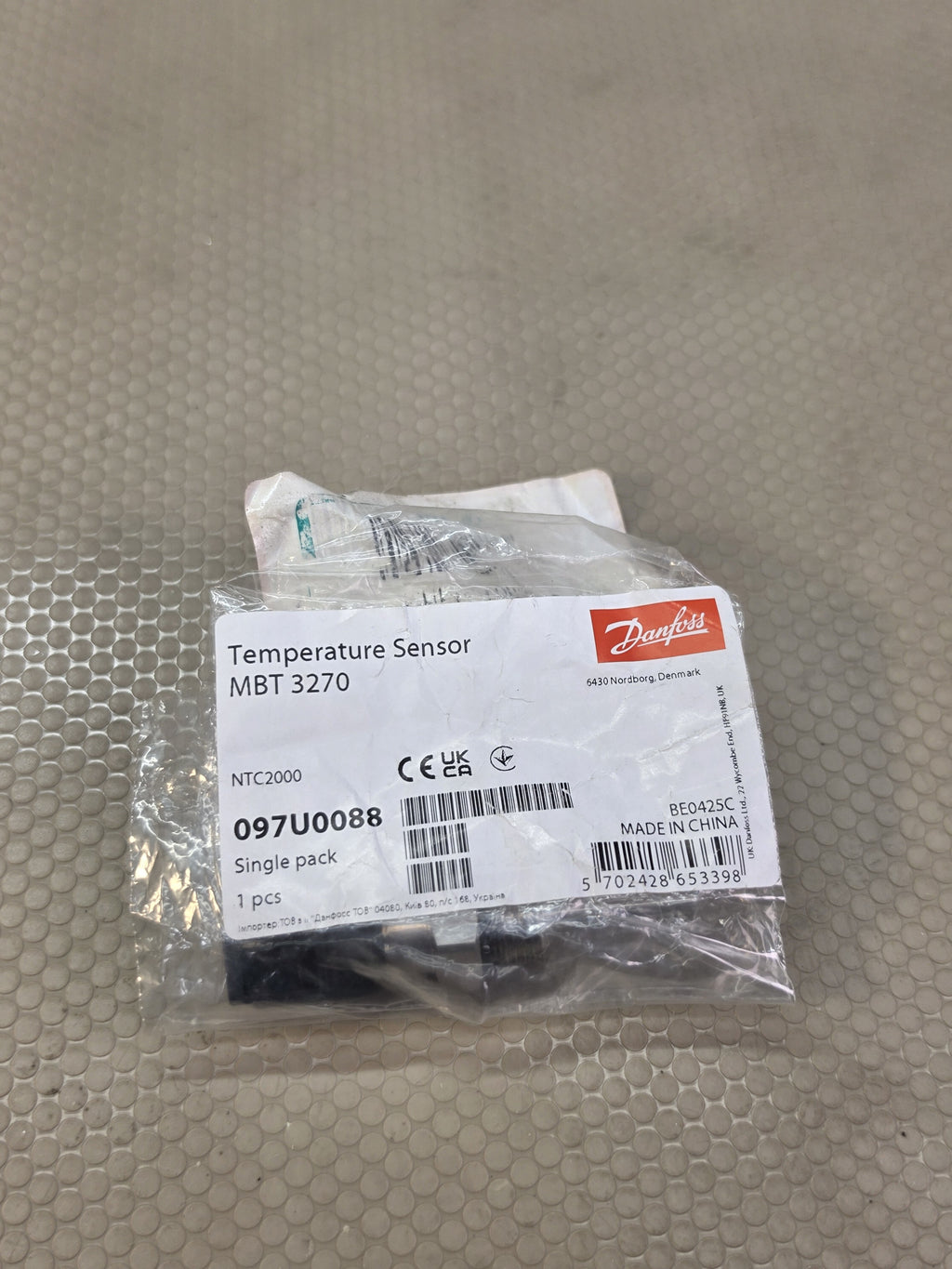 Danfoss 097U0088 MBT 3270 NTC2000 Temperature Sensor 35mm UNF 9/16-18