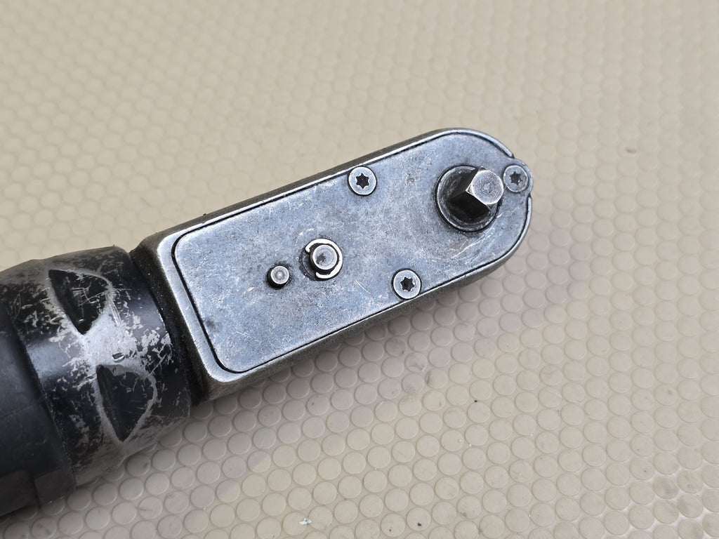 Mac Tools AR251 1/4" Drive Pneumatic Air Ratchet Wrench 20 ft-lb