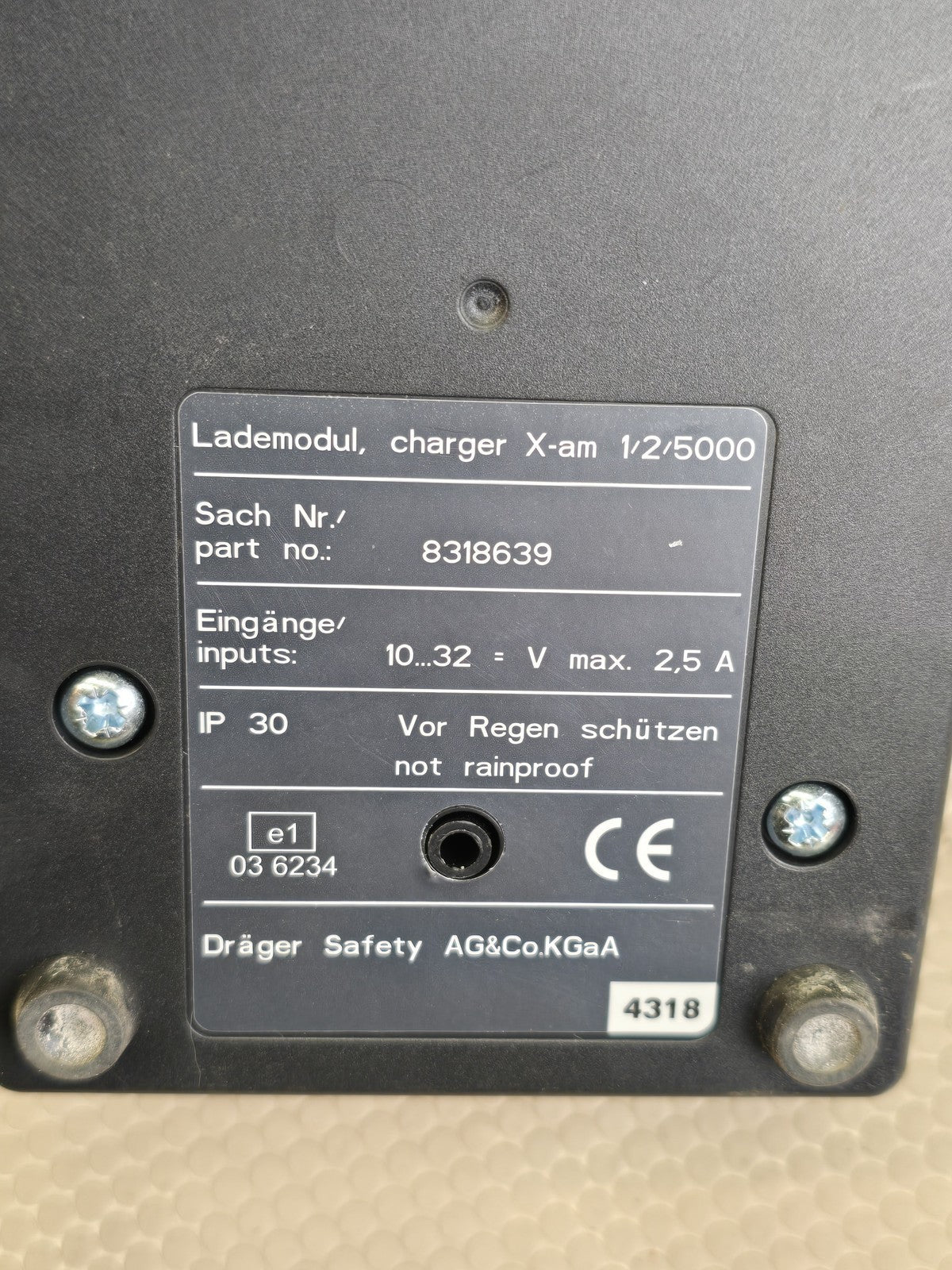 Dräger 8318639 X-am 1/2/5000 Charger w/ X-am 2500 Multi-Gas Detector