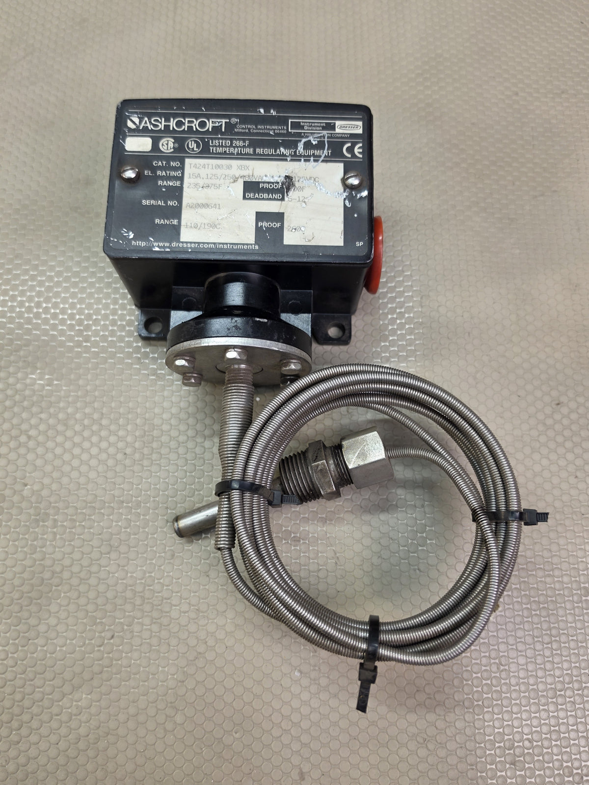 Ashcroft T424T10030 XBX T4 Temperature Switch Remote Mount 10 ft Capillary