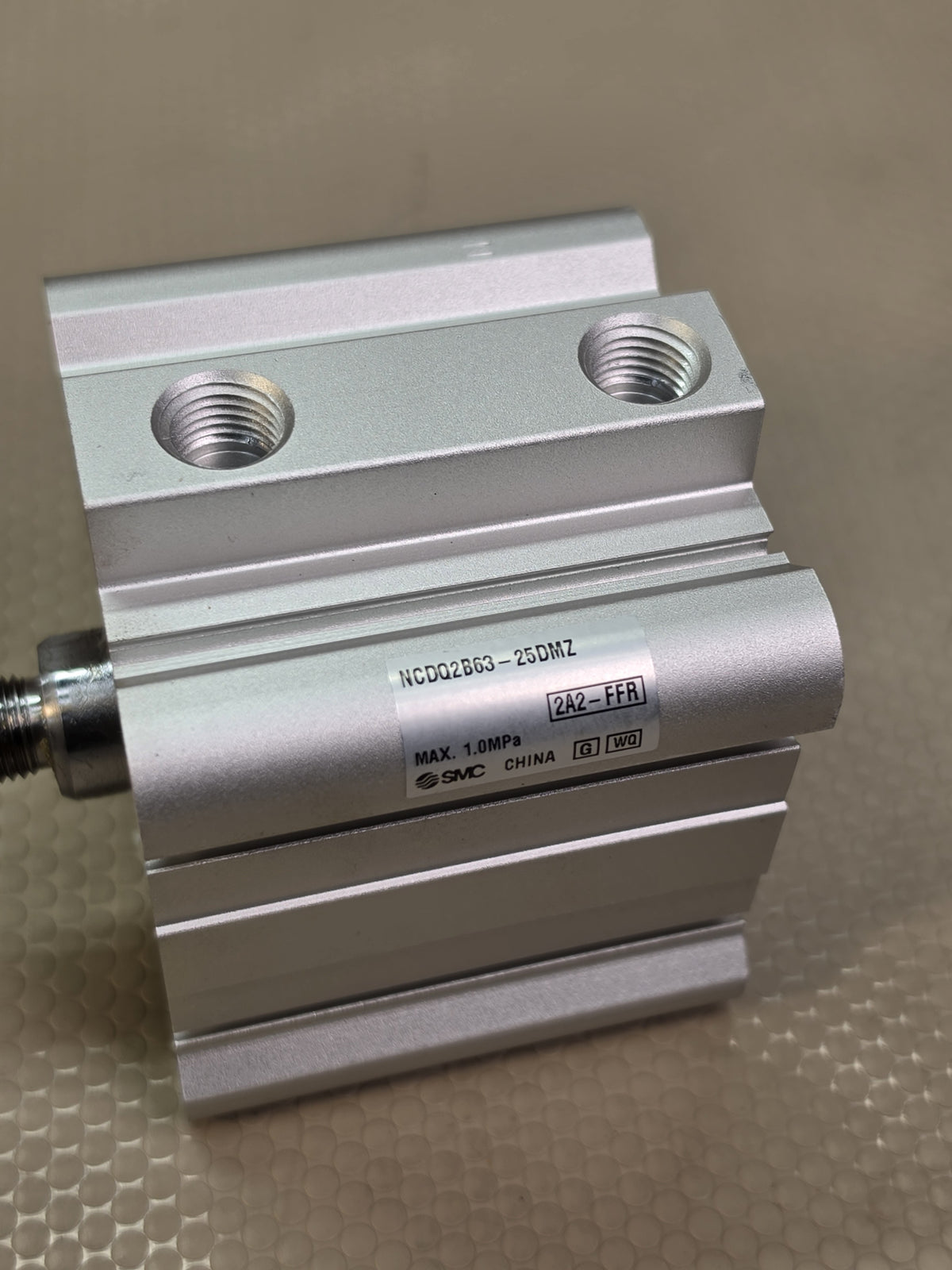 SMC NCDQ2B63-25DMZ Compact Pneumatic Cylinder 63mm Bore 25mm Stroke NPT New