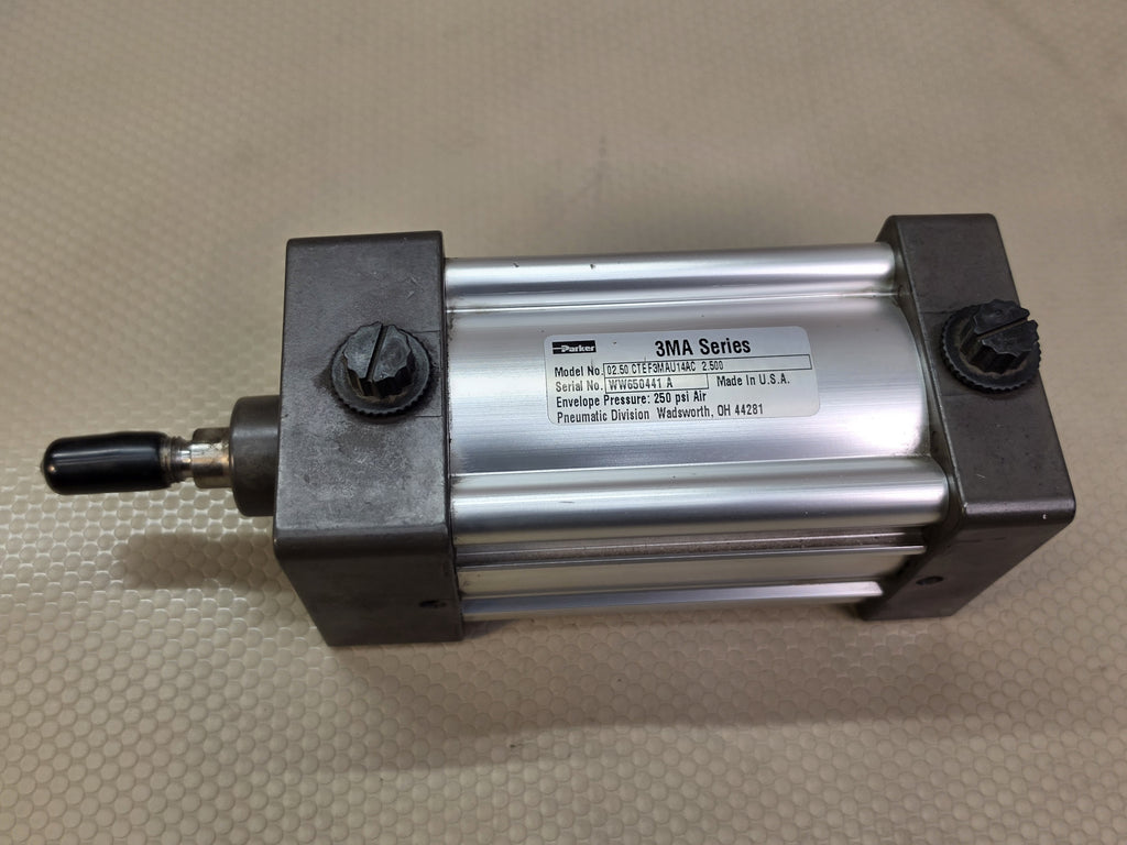 Parker 3MA Pneumatic Cylinder 02.50 CTEF9MAU14AC 2.500 2.5 Bore 2.5 Stroke NEW