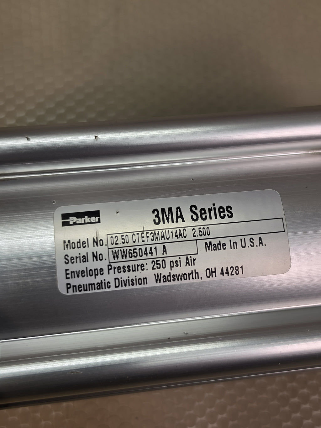 Parker 3MA Pneumatic Cylinder 02.50 CTEF9MAU14AC 2.500 2.5 Bore 2.5 Stroke NEW