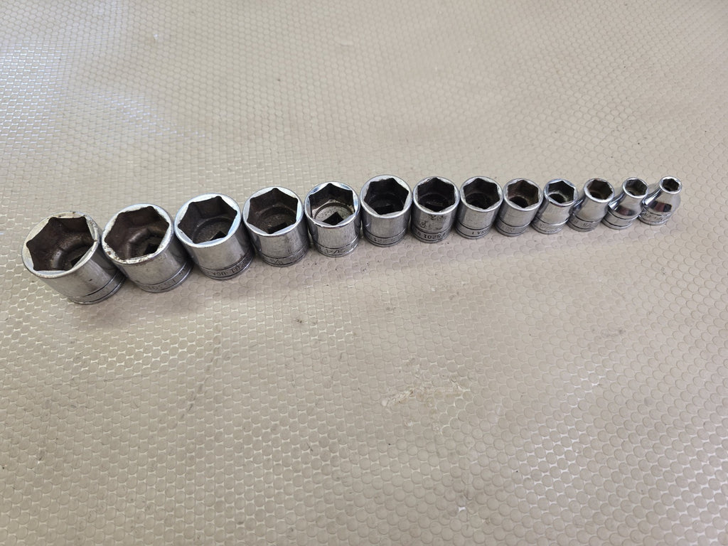 Snap-on 13-Pc 3/8" Drive 6-Point Shallow SAE Socket Set 1/4"-1" FS Series Flank