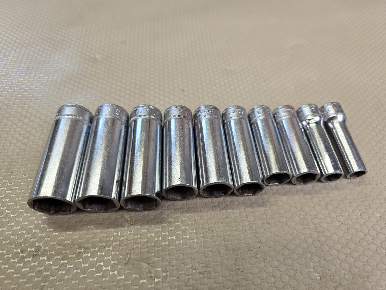 Snap-on 11pc 3/8" Drive Metric 6-Point Deep Socket Set SFSM SFS 8mm-19mm
