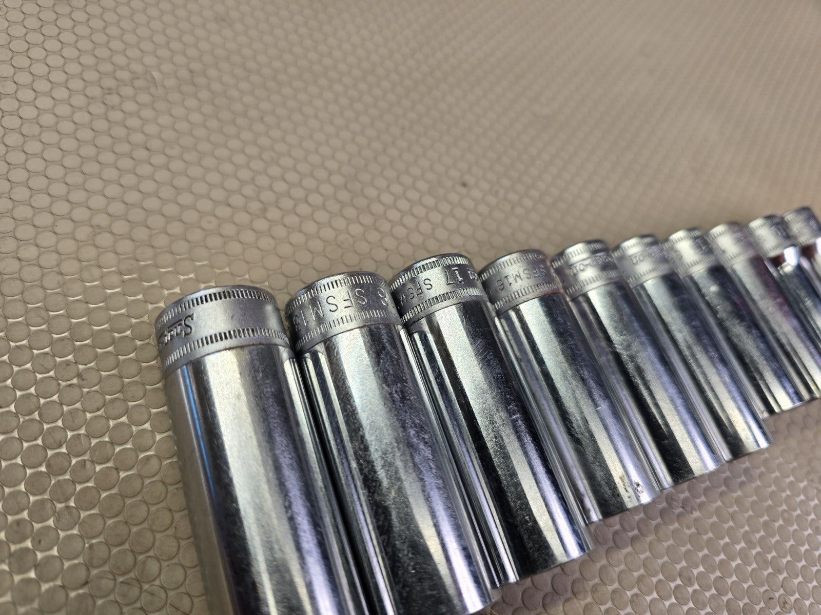 Snap-on 11pc 3/8" Drive Metric 6-Point Deep Socket Set SFSM SFS 8mm-19mm