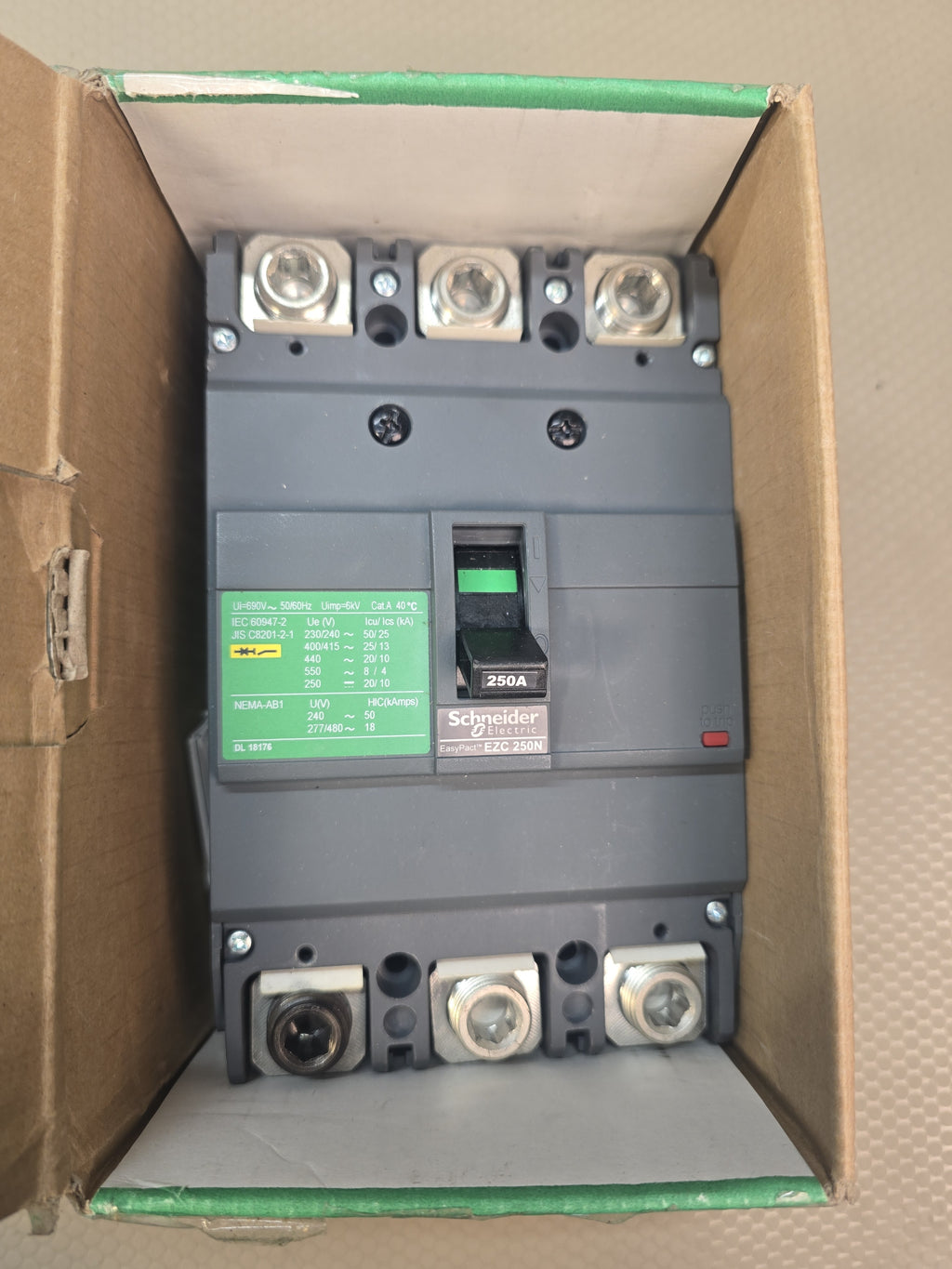Schneider Electric EZC250N3250 3 Pole 250A Thermal Magnetic Circuit Breaker 415V NEW