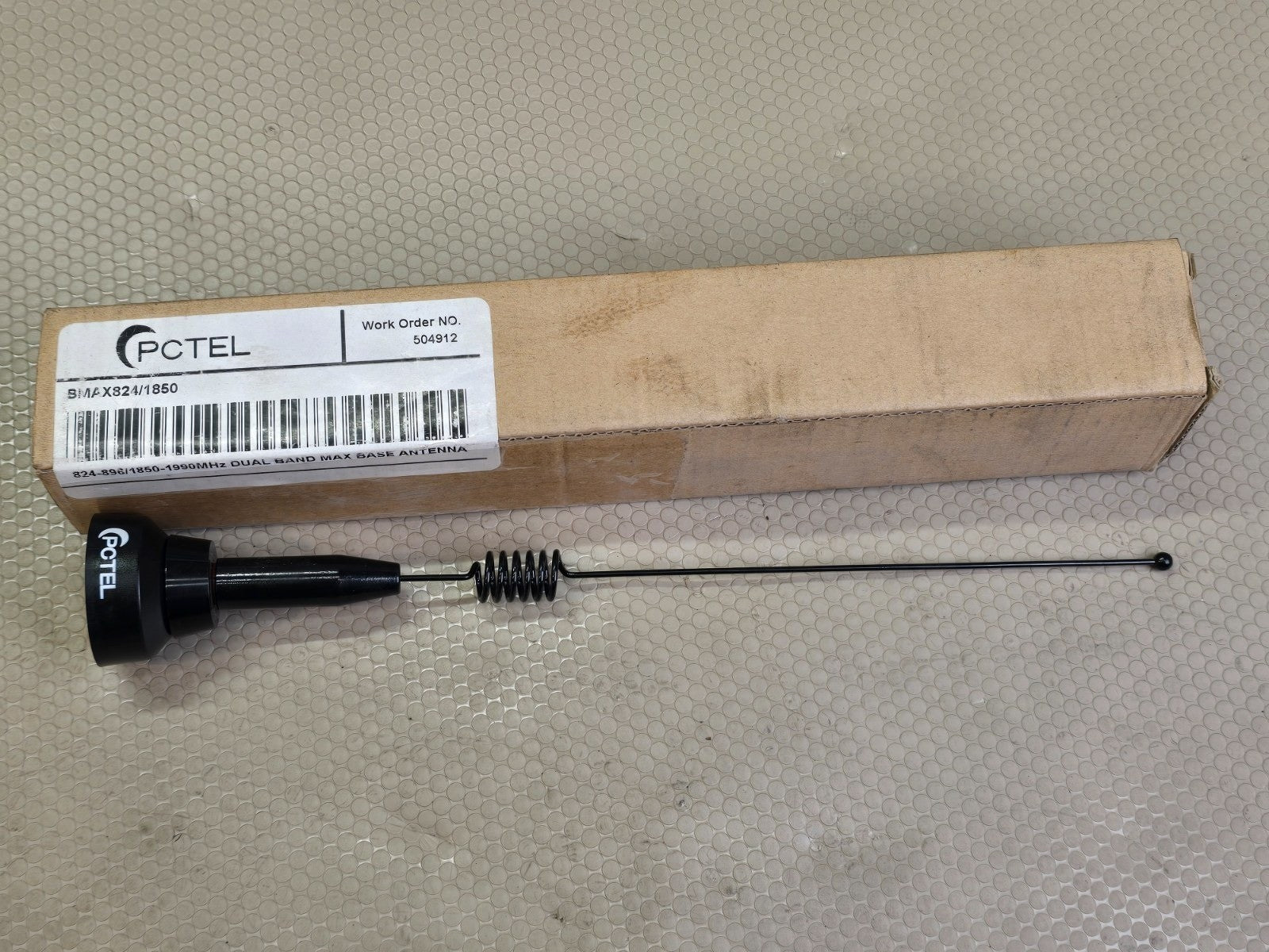PCTEL BMAX824/1850 Dual Band Max Base Antenna 824-896/1850-1990MHz