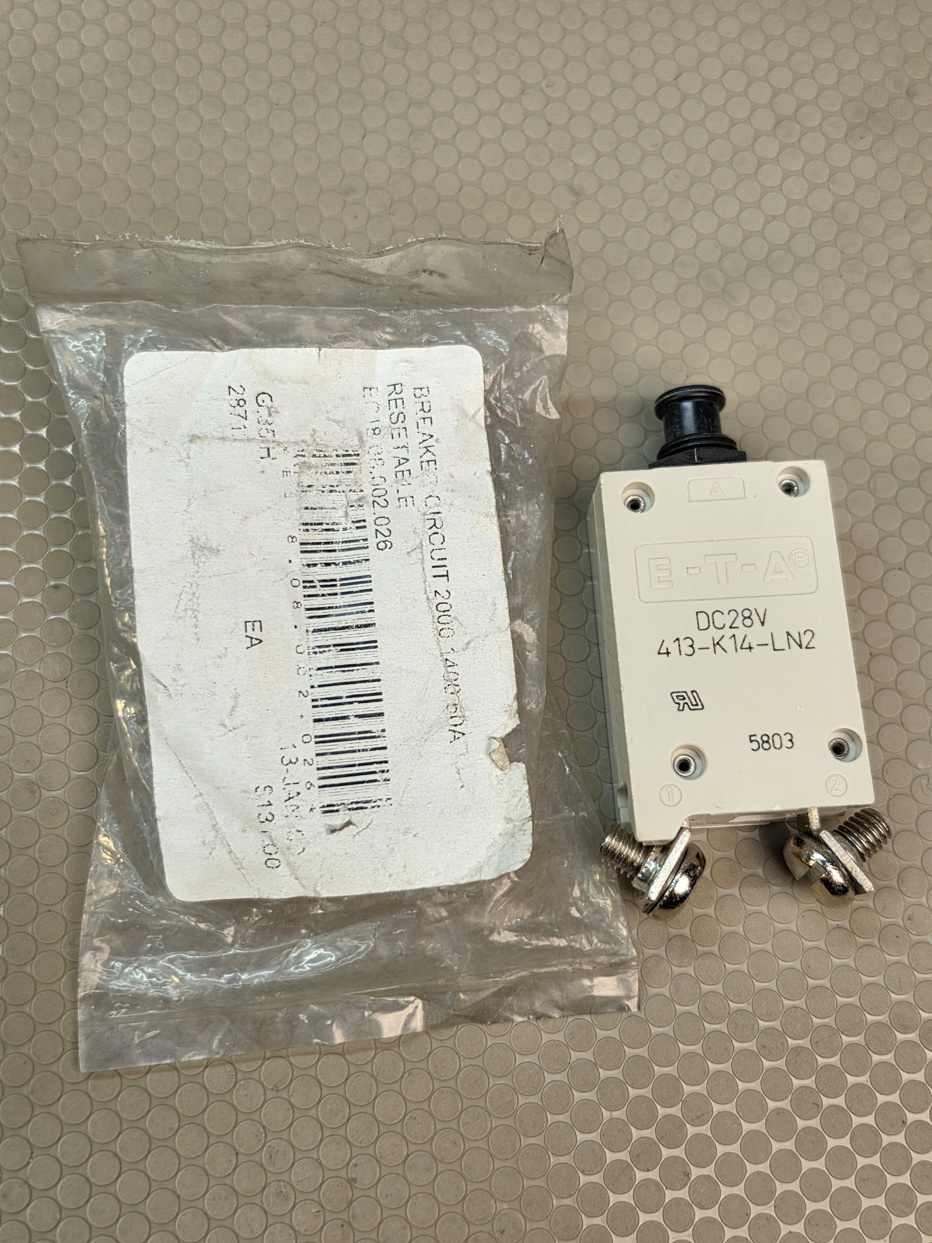 E-T-A 413-K14-LN2 DC28V Circuit Breaker 2000 1400 60A Resetable